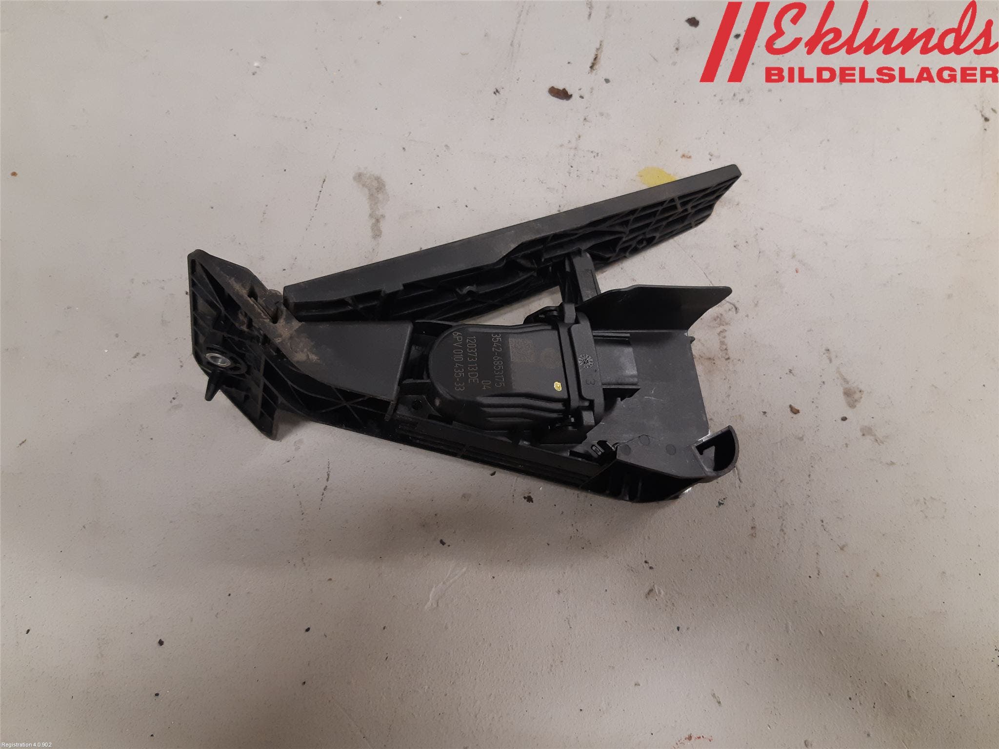 BMW 3 F30/F31/F80 12-19 Gaspedal