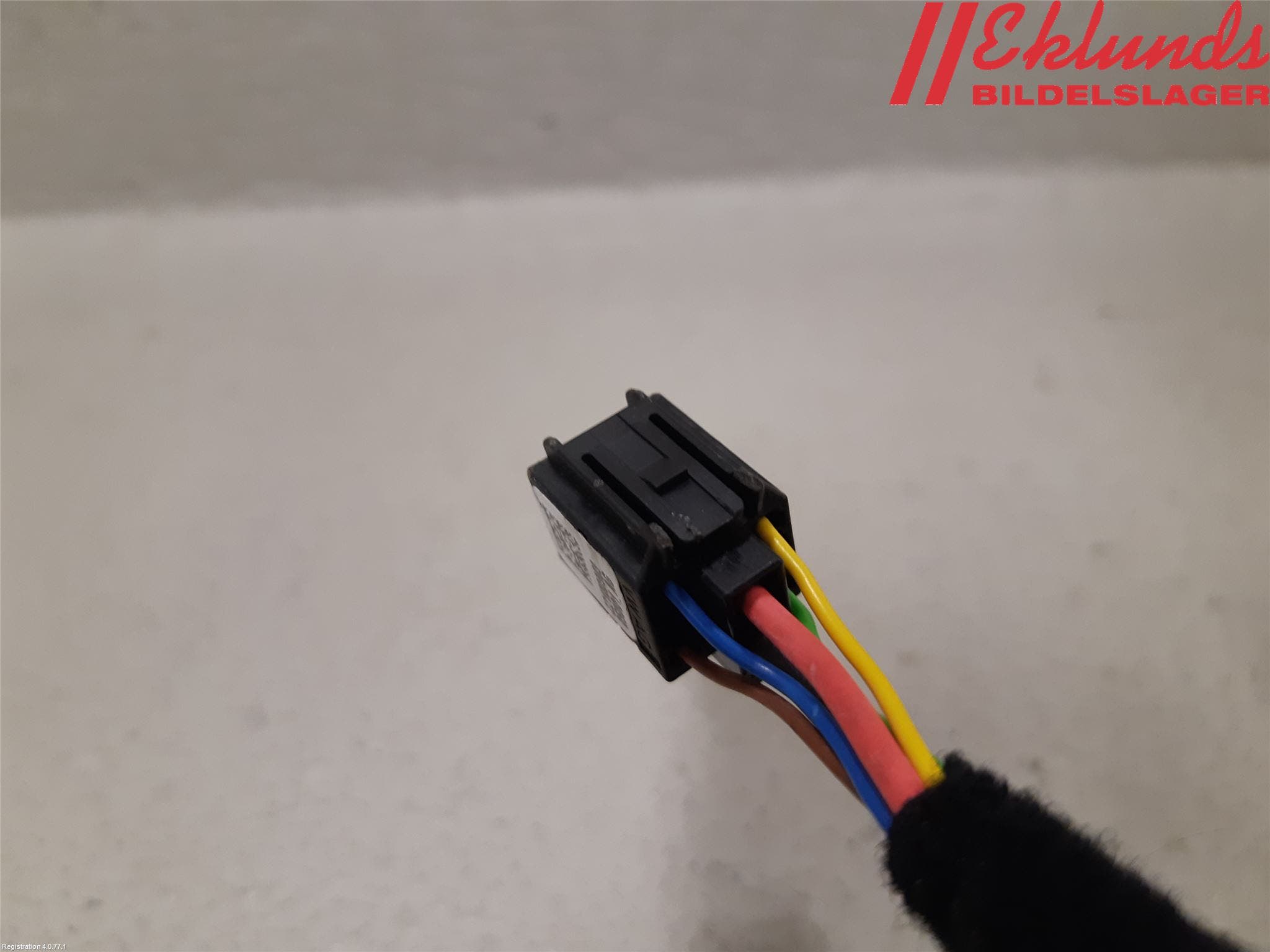 Volkswagen VW TIGUAN 16-24 Bakluckeöppnare Automatisk