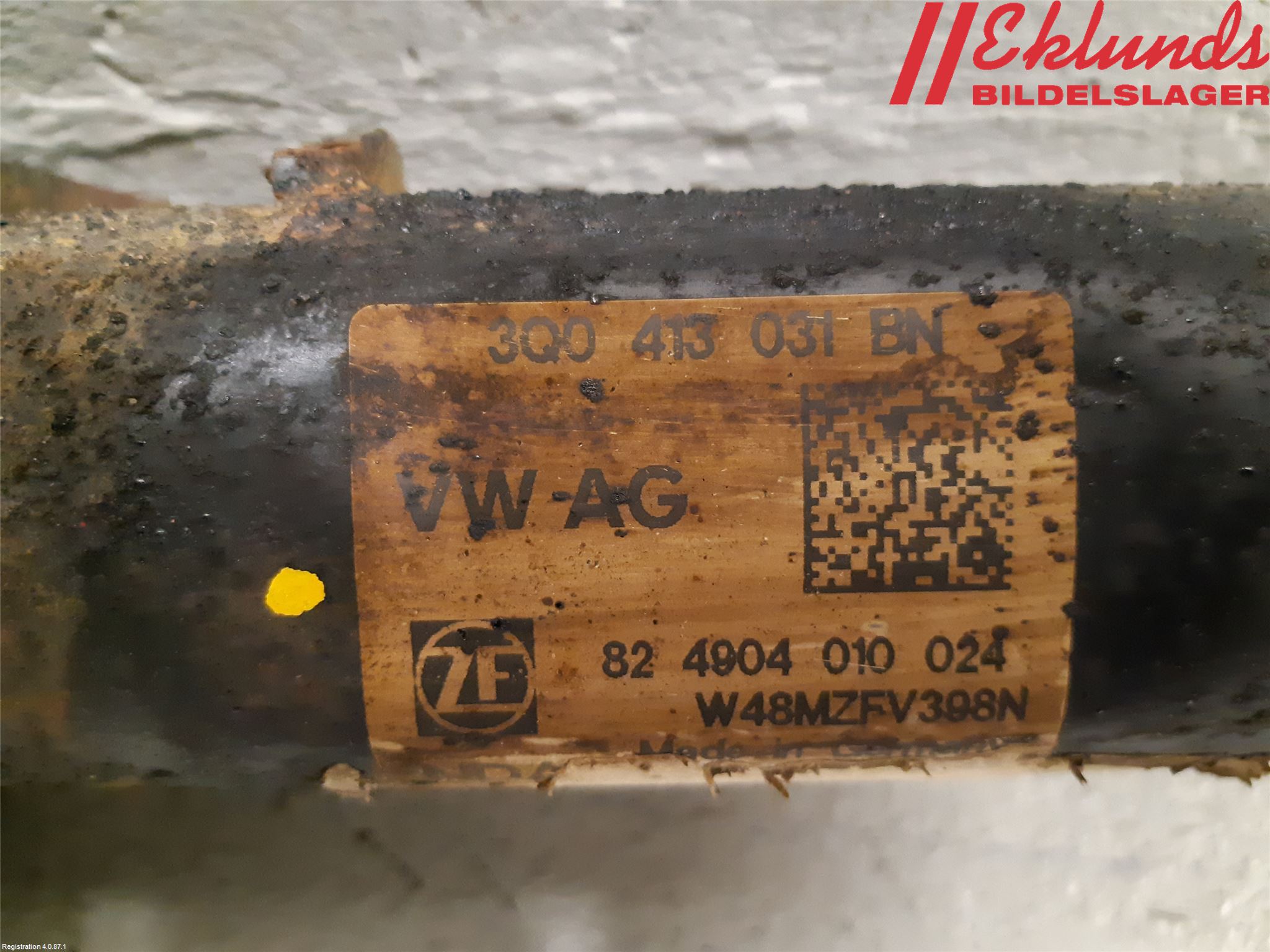 Volkswagen VW PASSAT 15-19 Fjäderben Fram Vänster