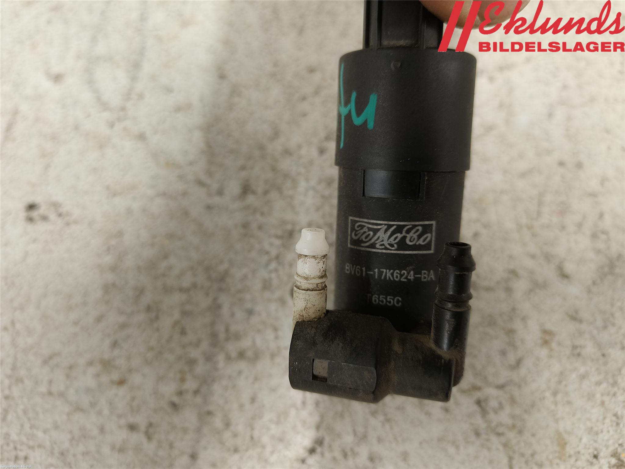 Ford FOCUS 11-14 Spolarpump Vindruta