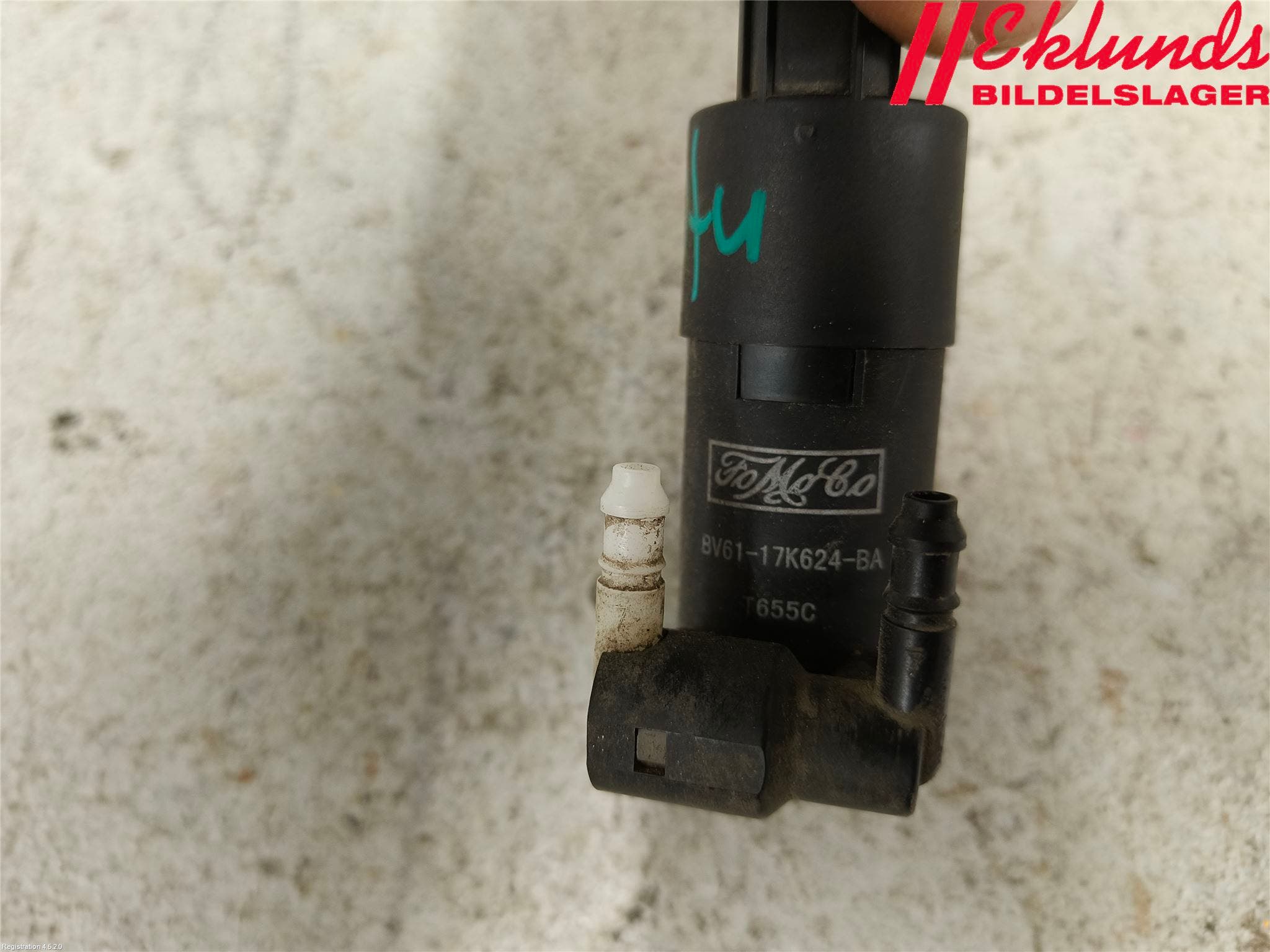 Ford FOCUS 11-14 Spolarpump Vindruta