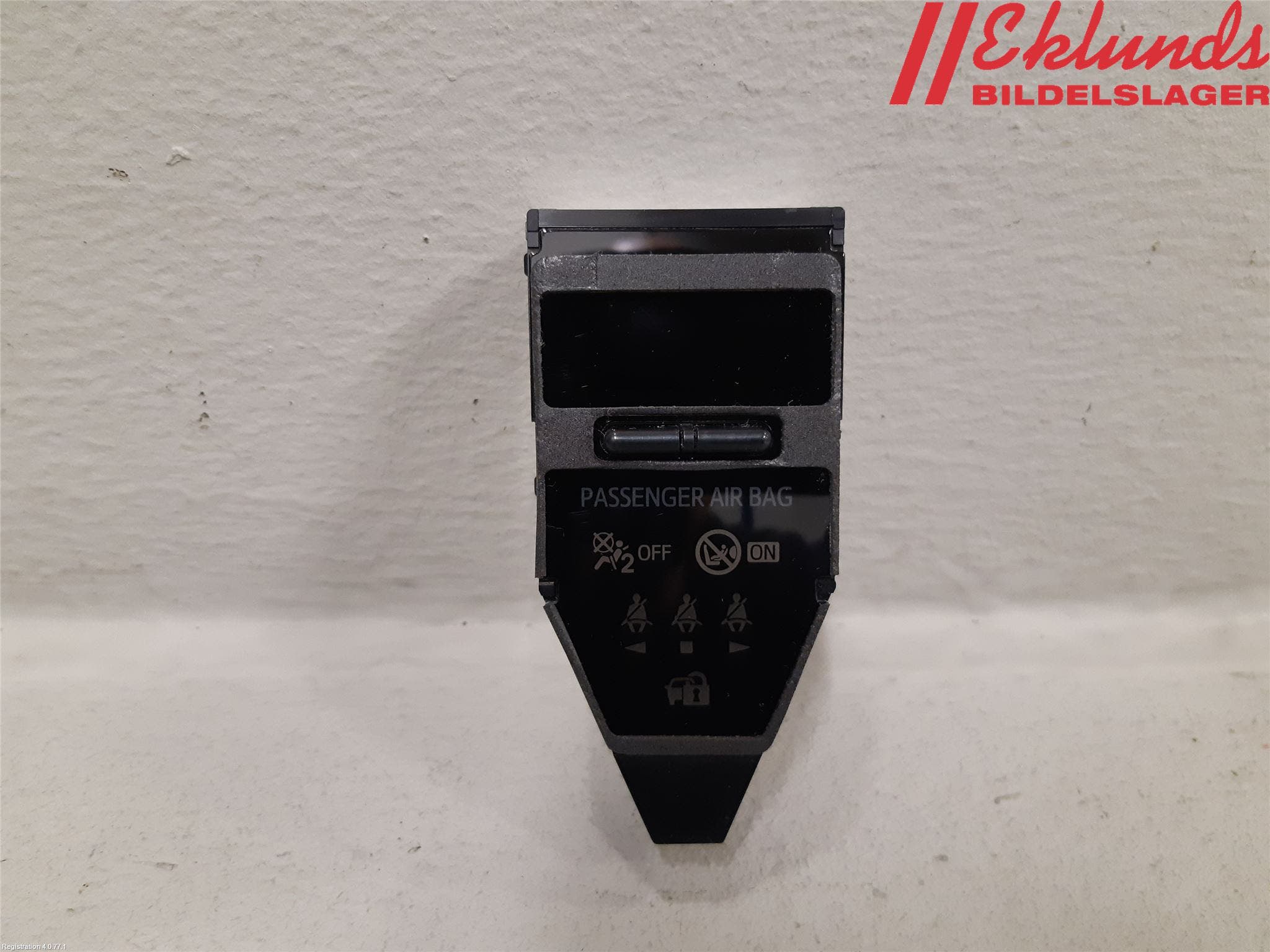 Toyota AURIS 13-19 Instrument Klocka