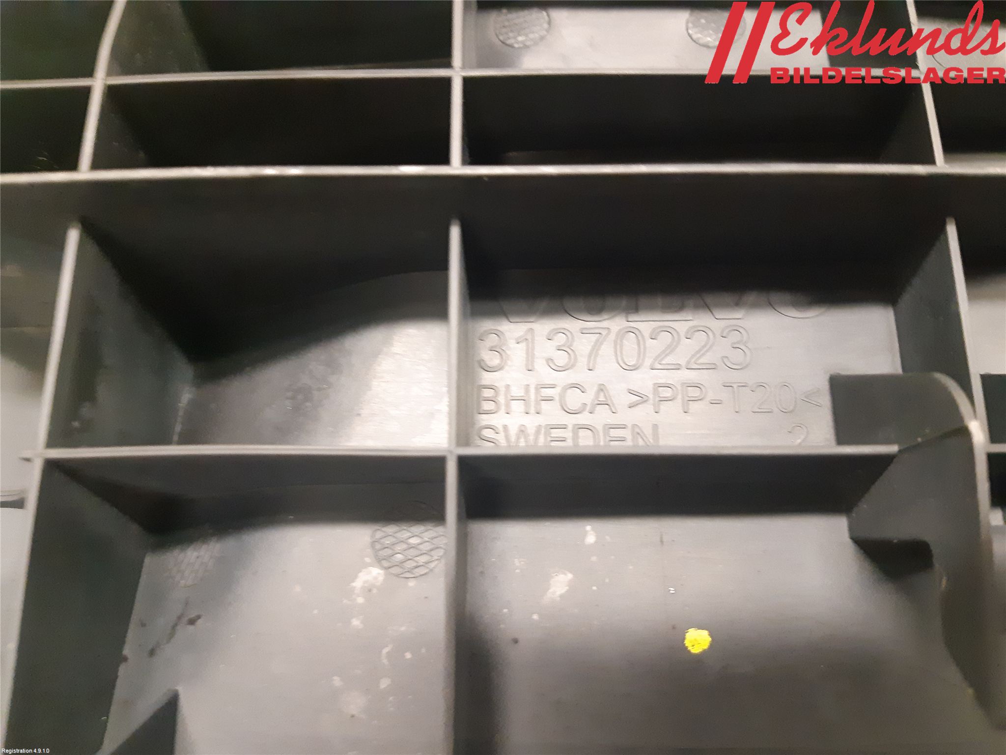 Volvo V40 12-19 Deflektor Plåt-Plast Kylning