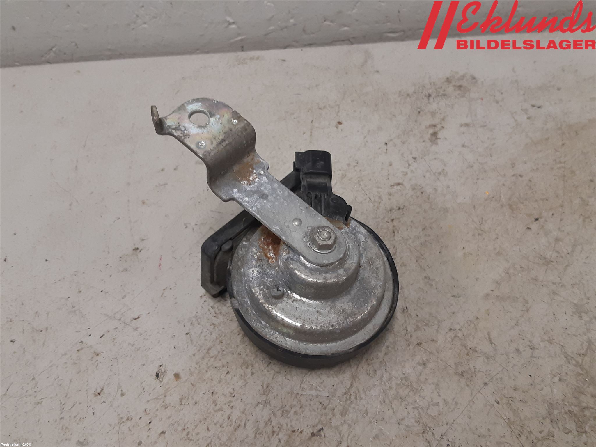 Opel ASTRA J 10-15 Signalhorn