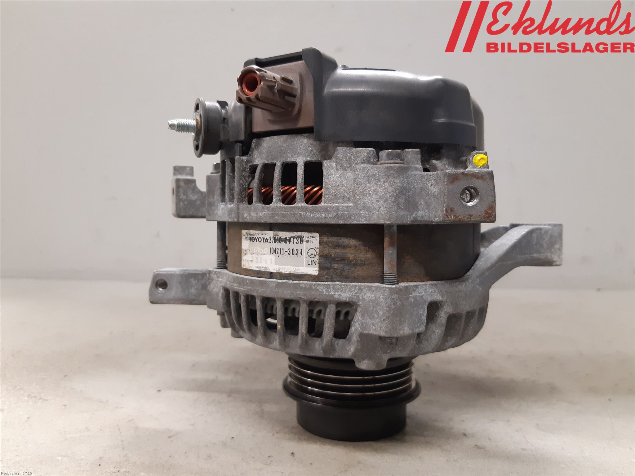 Toyota YARIS XP130 12-14 Generator