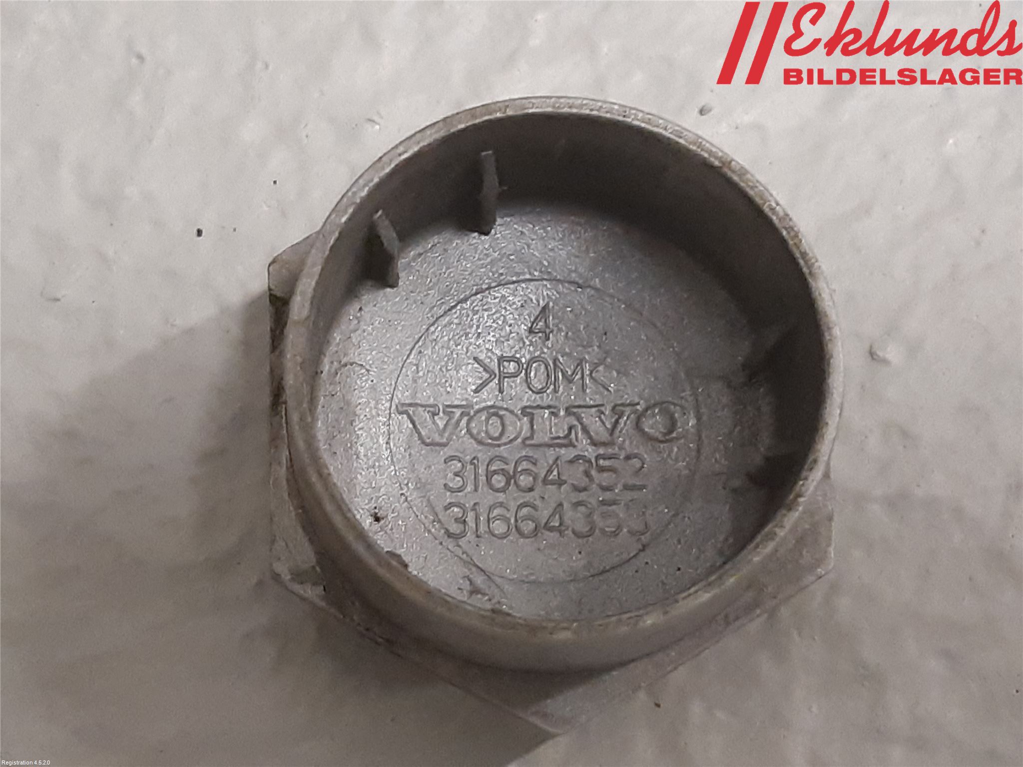 Volvo V90 17->> Hjulmutter-Bult-Sats