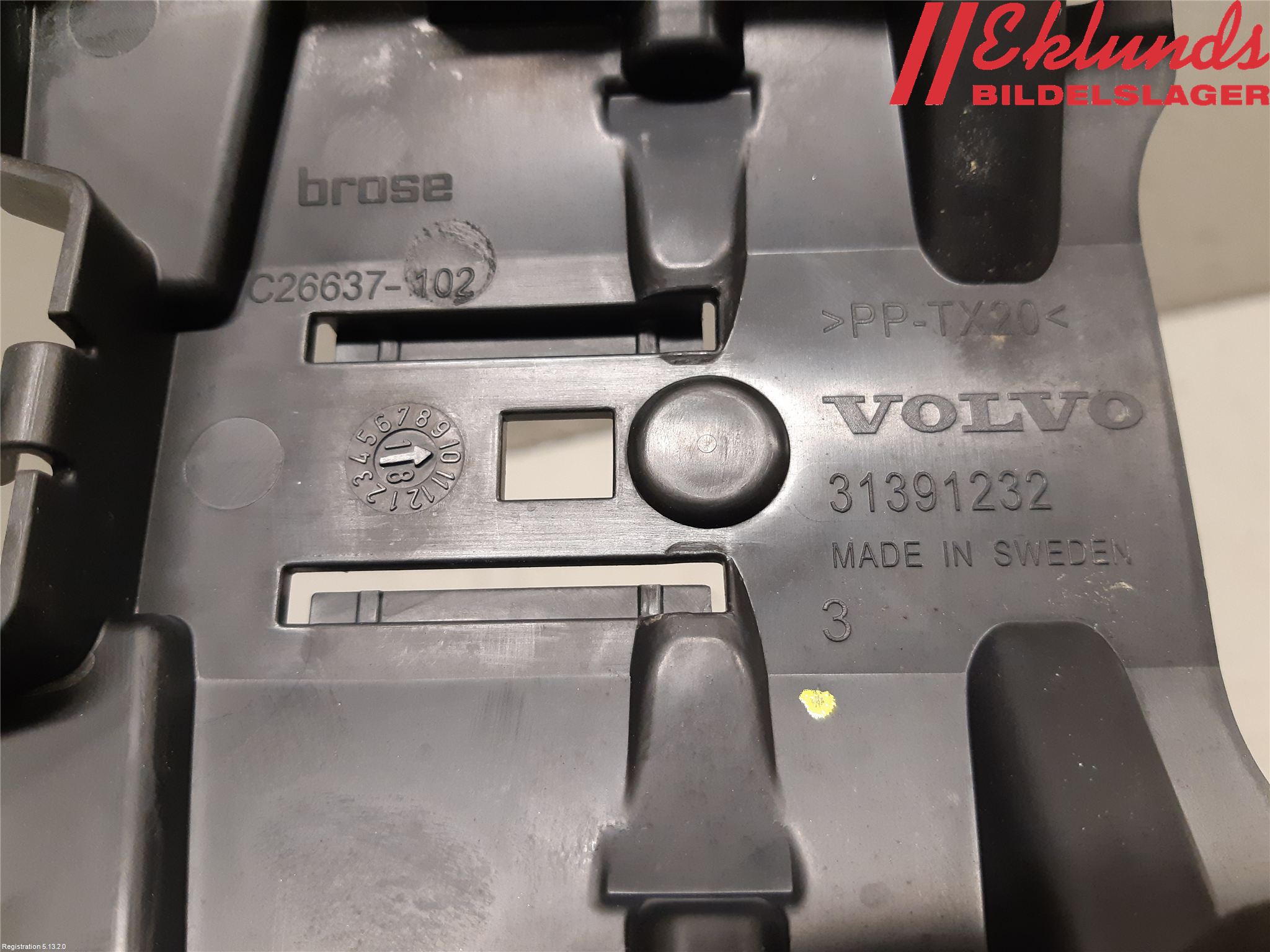 Volvo V90 17->> Fönsterhissmekanism