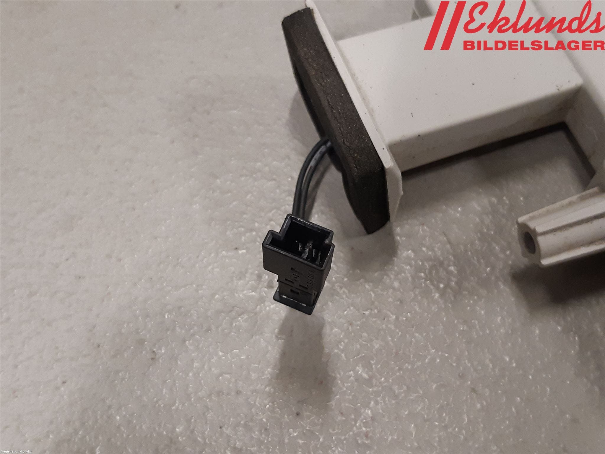 BMW 2 F45 Active Tourer 14-21 Bromsljus Bakruta