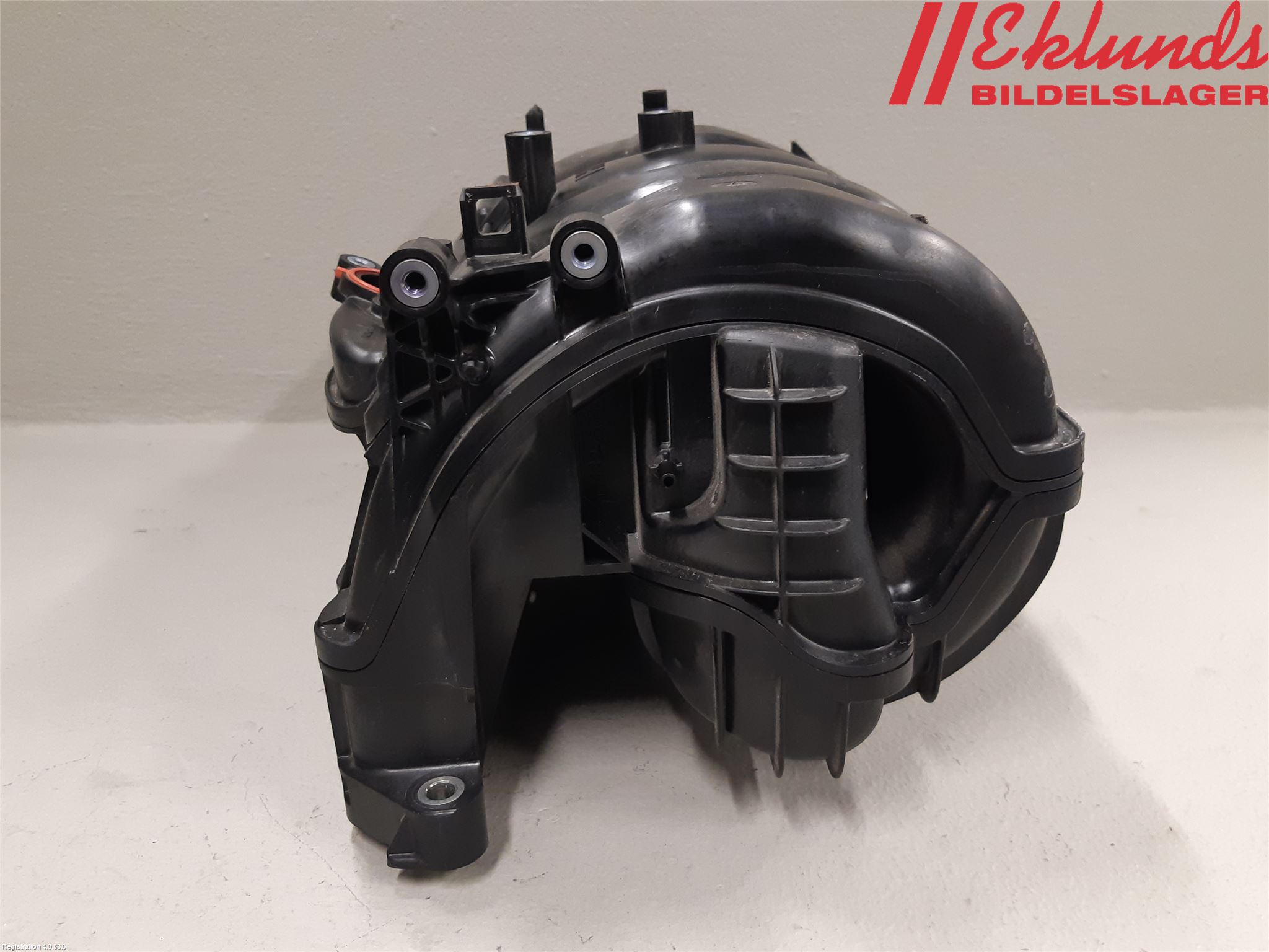 Toyota RAV4 19- Grenrör Insug