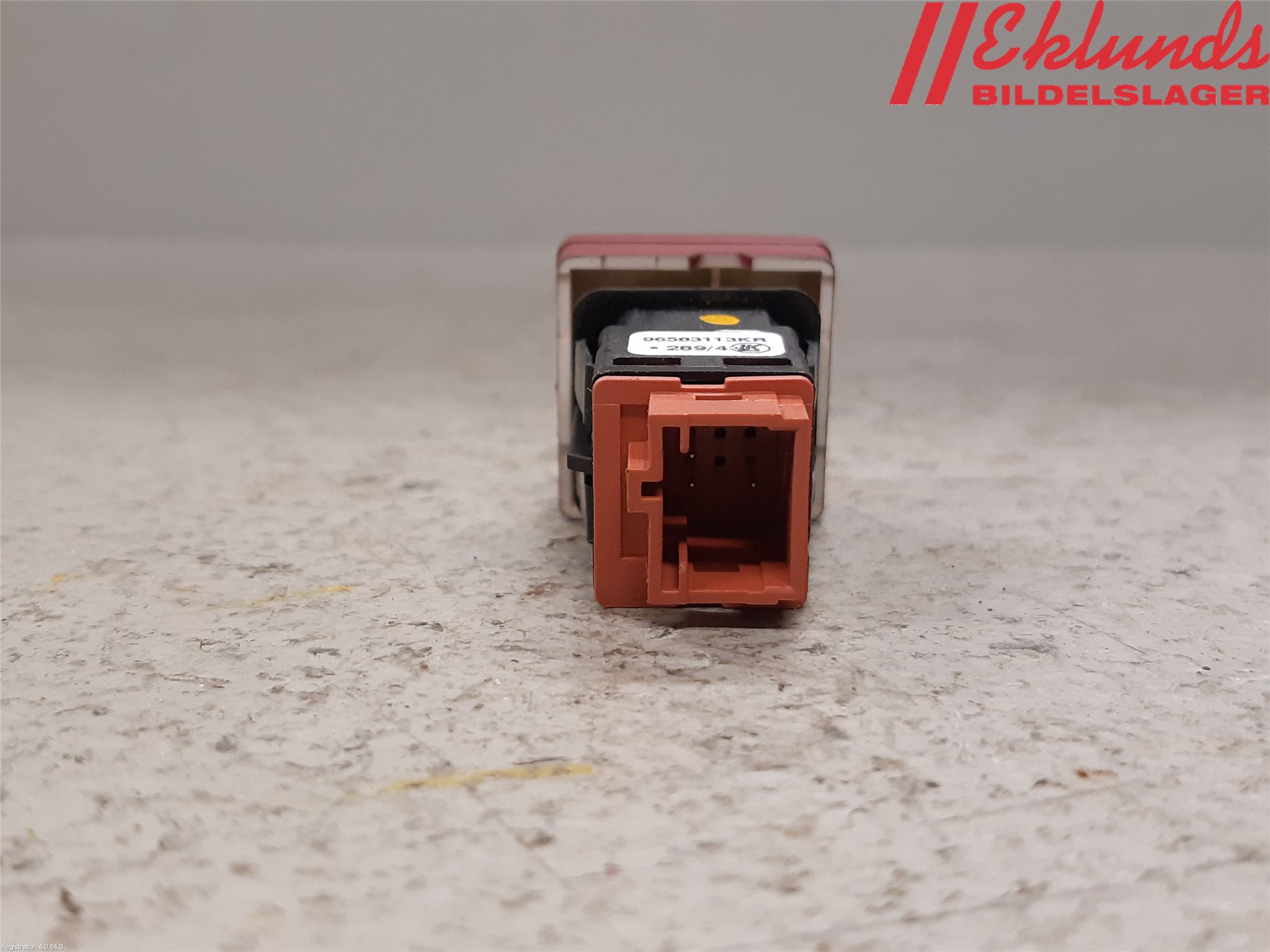 Peugeot PARTNER 08-15 Strömställare Varnings