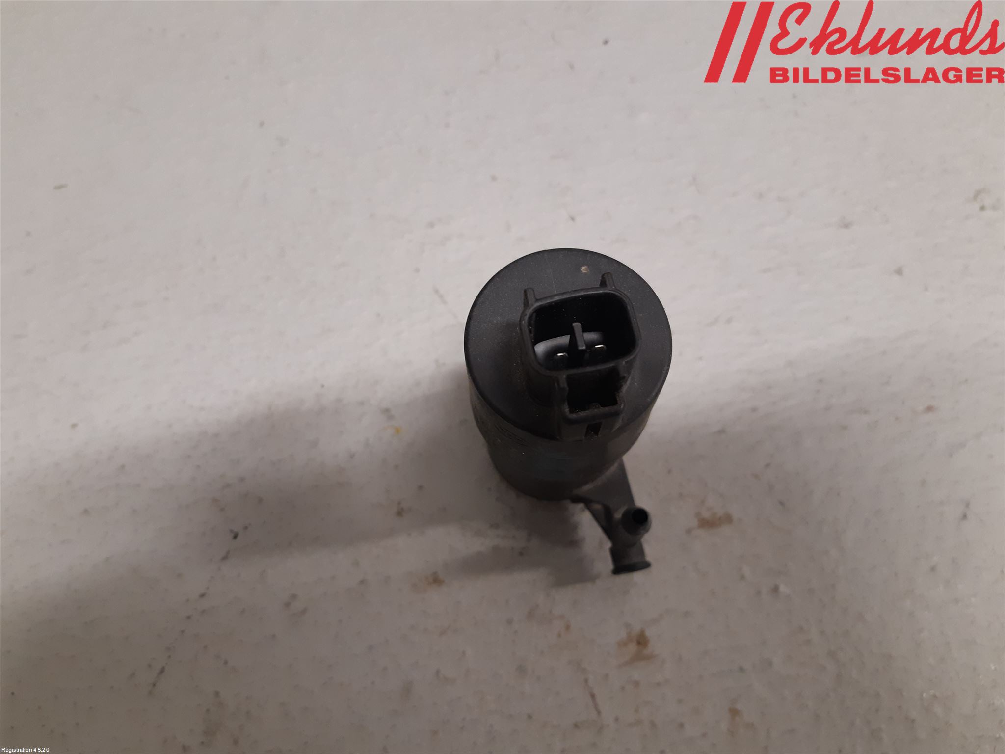 Toyota YARIS XP130 15-20 Spolarpump Baklucka