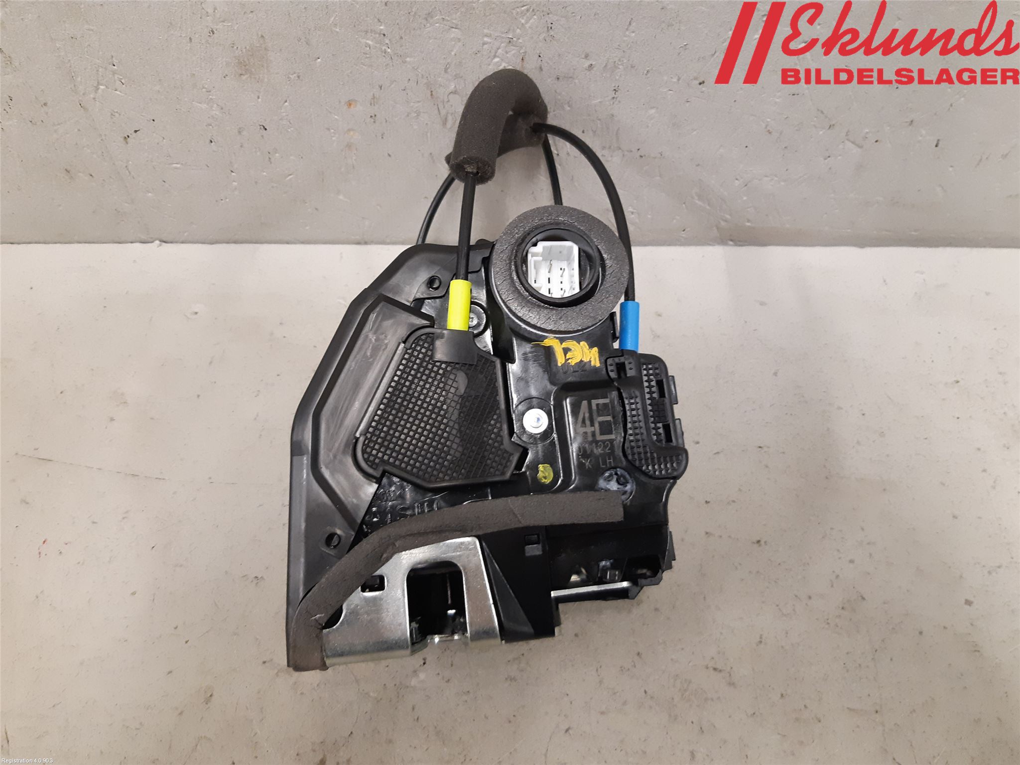 Toyota COROLLA 19- Låskista-Dörrlås