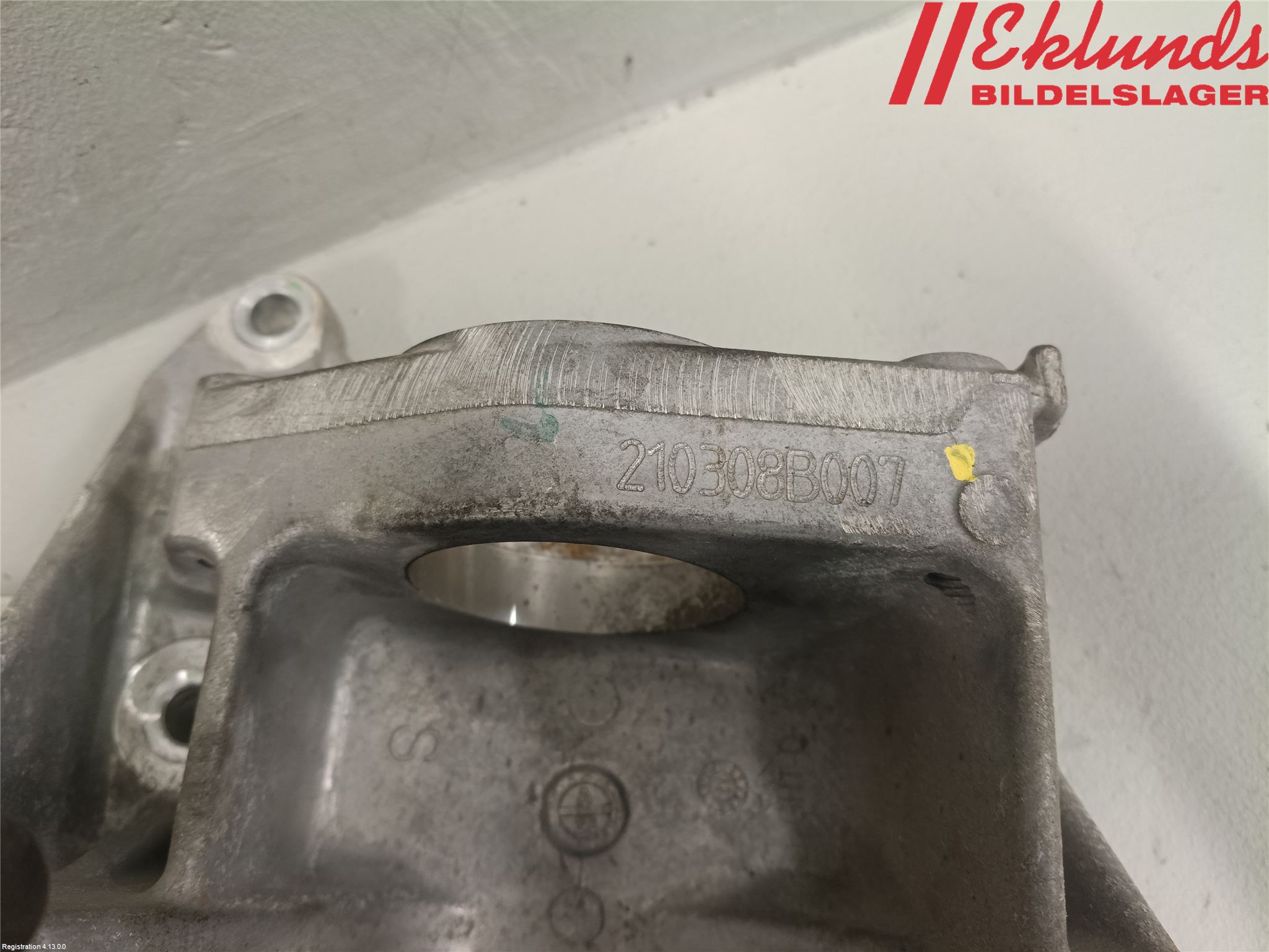Nissan LEAF 18- Motorfäste