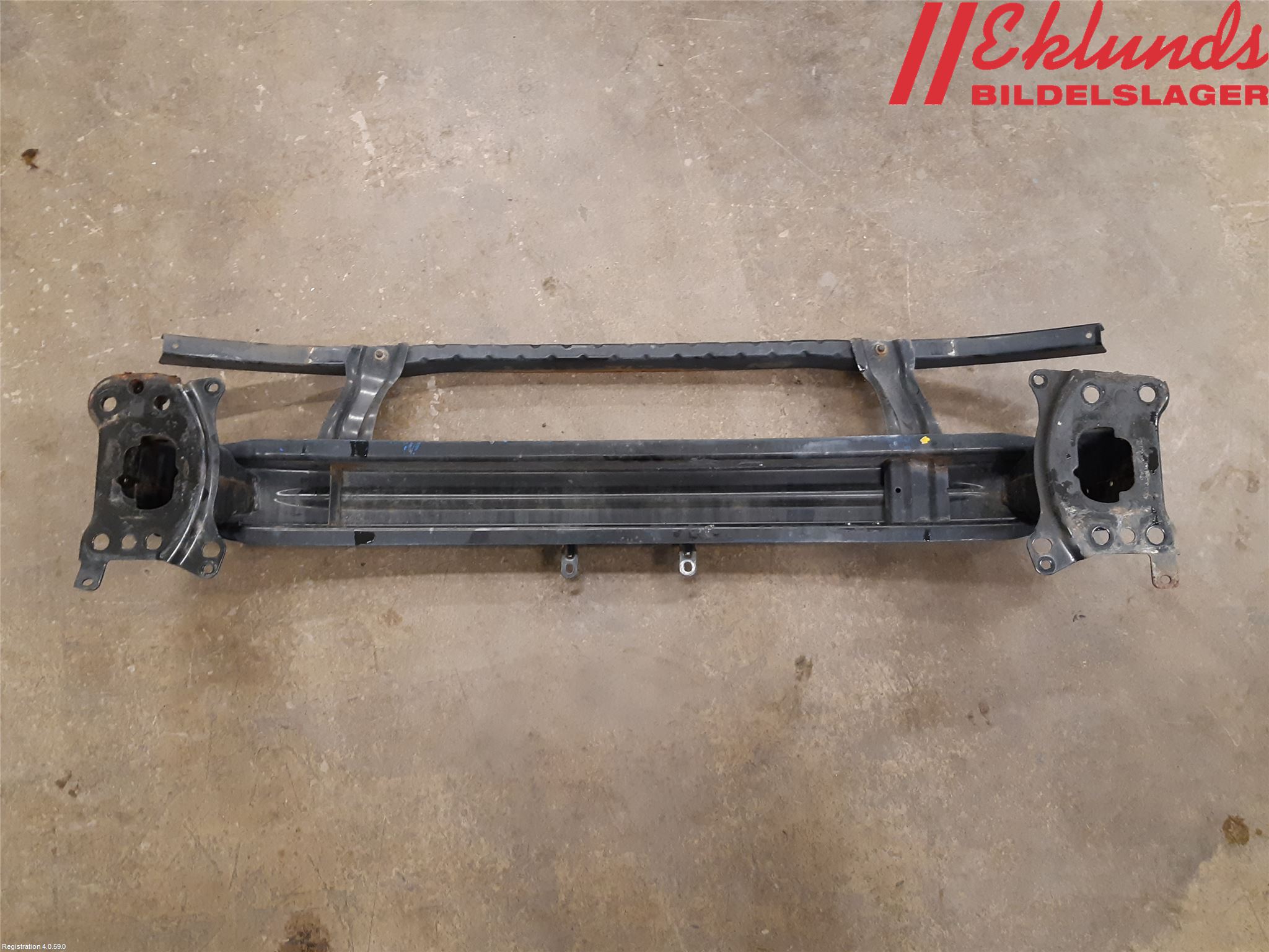 Volkswagen VW PASSAT 05-11 Stötfångarbalk Fram