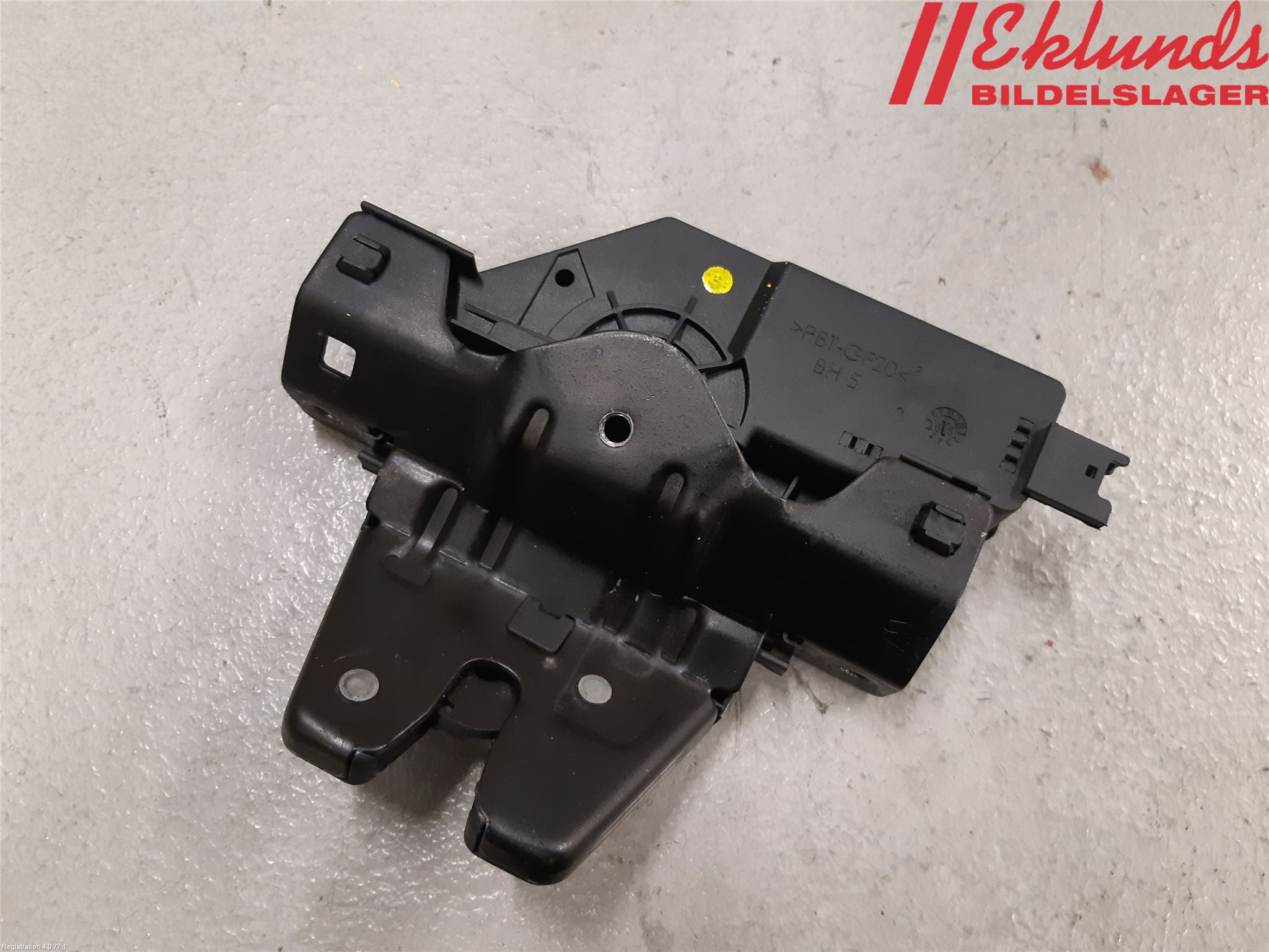 BMW 1 E87/81 5D/3D 03-11 Låskista Baklucka