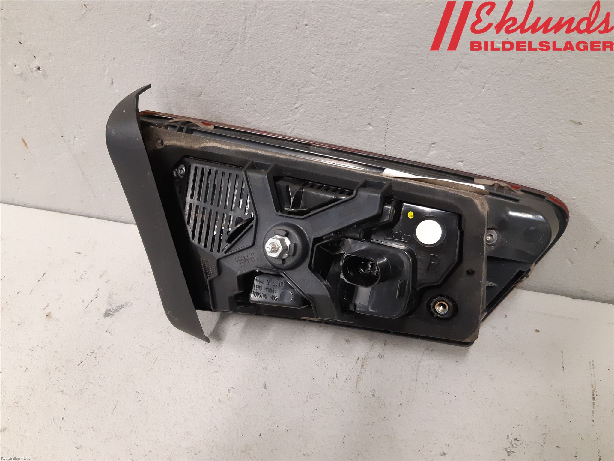 Audi A6/S6 4G 11-18 Bakljus Lucka Hö