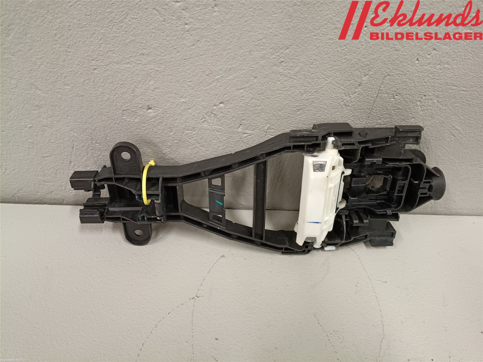 Polestar 2 20- Dörrhandtag Yttre Vä