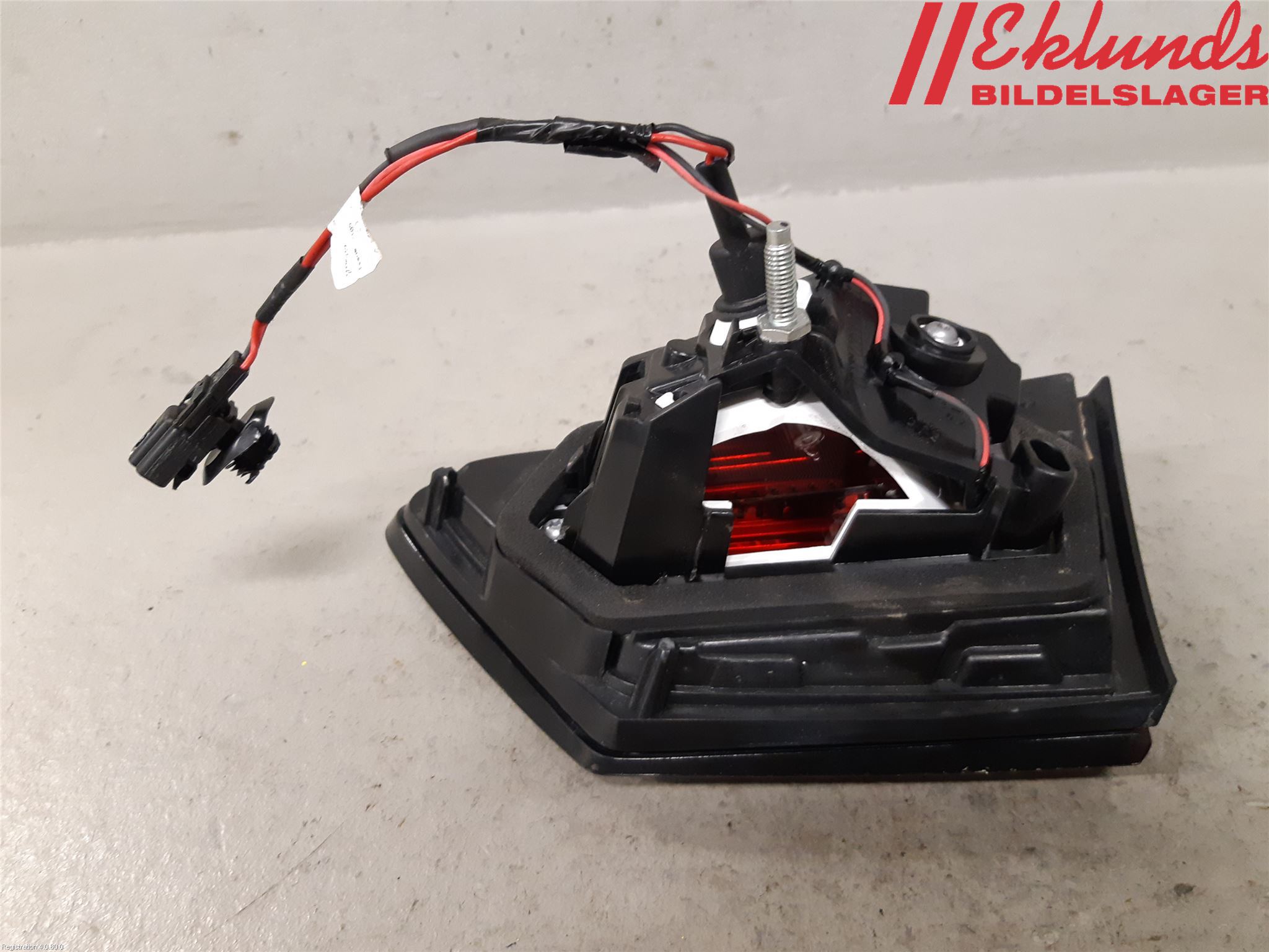 Renault CLIO IV 16-19 Bakljus Lucka Vä