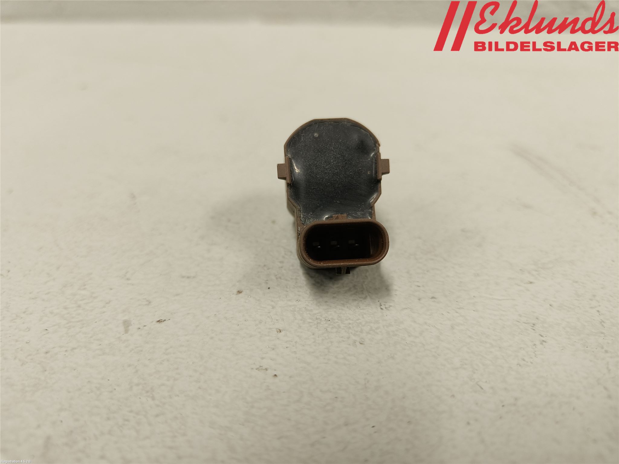 BMW 5 F10/F11/F18 09-17 Parkeringshjälp Frontsensor