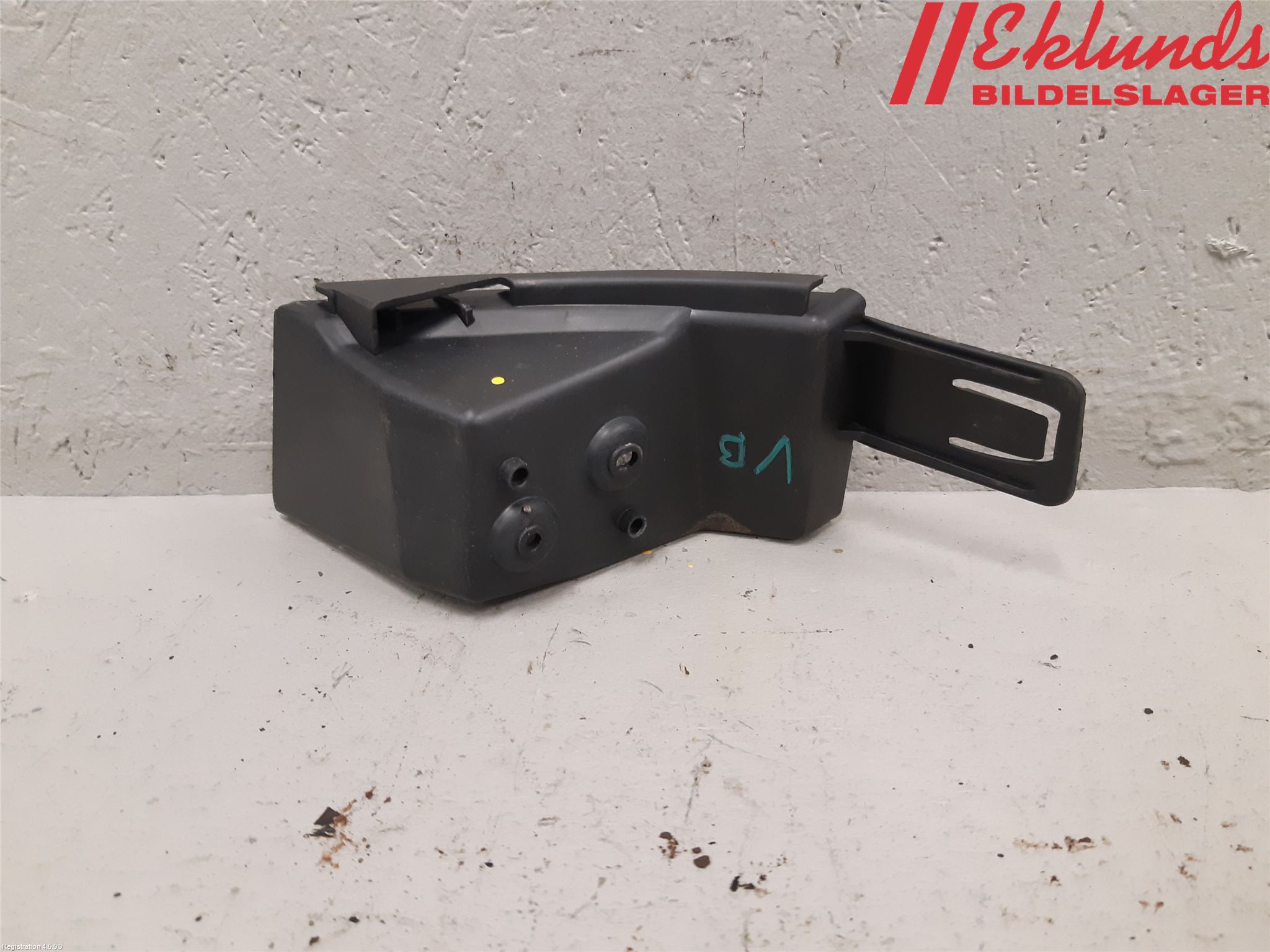 Ford C-MAX ll 15-19 Stötfångarfäste Bak Vä