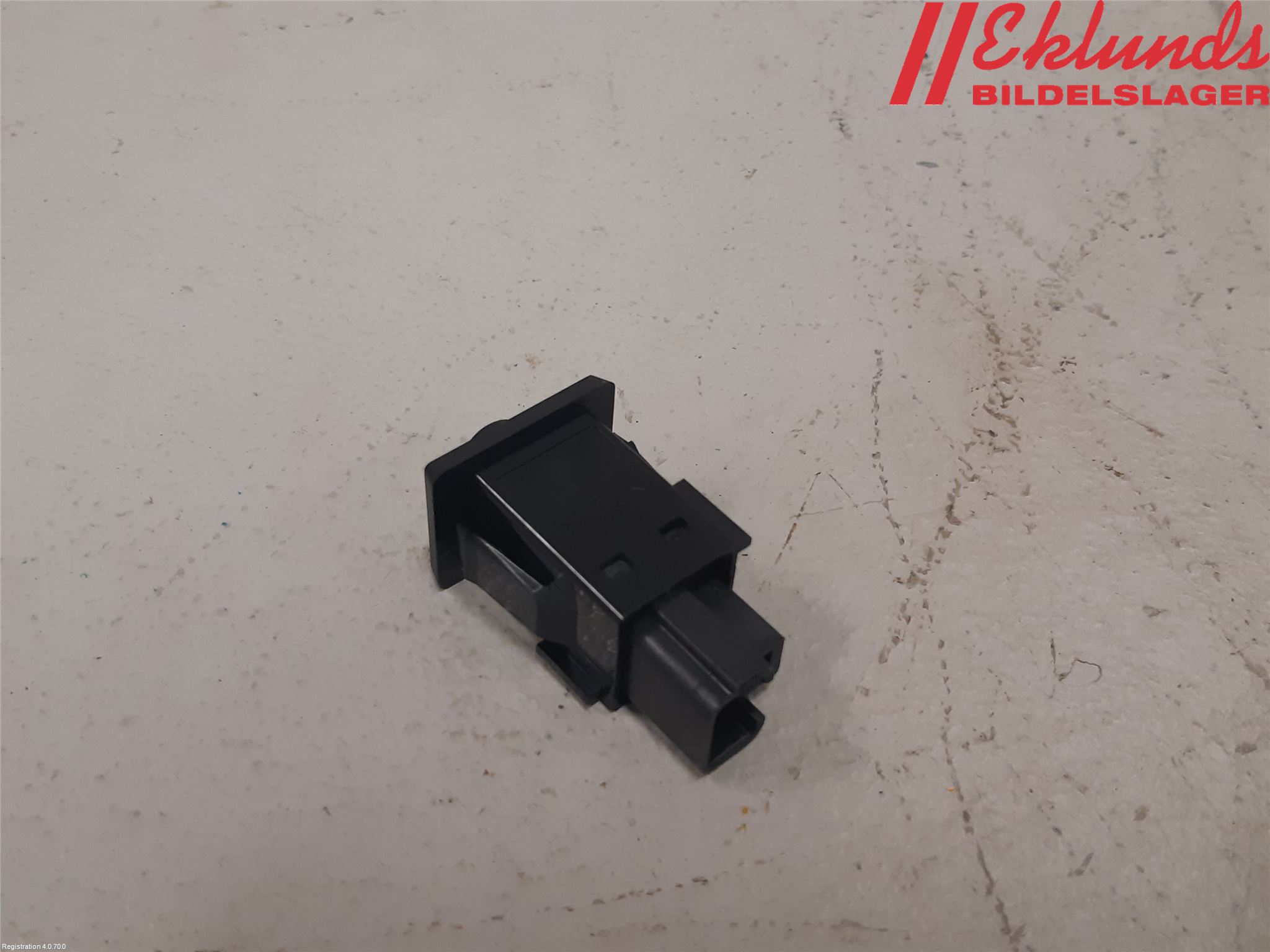 Toyota YARIS XP130 15-20 Strömställare Däcktryckskontroll