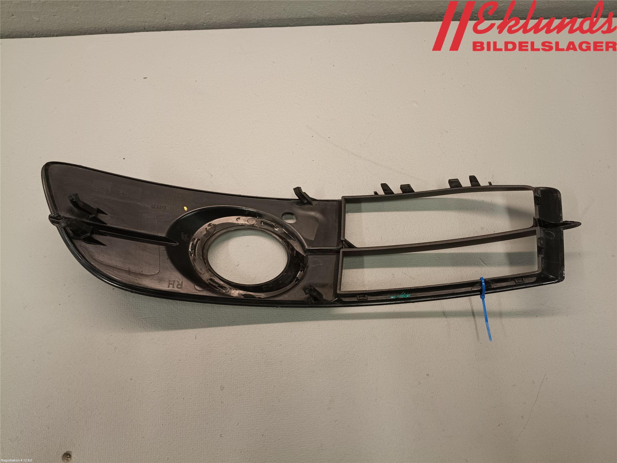 Audi A6/S6     05-11 Dimljussarg Fram