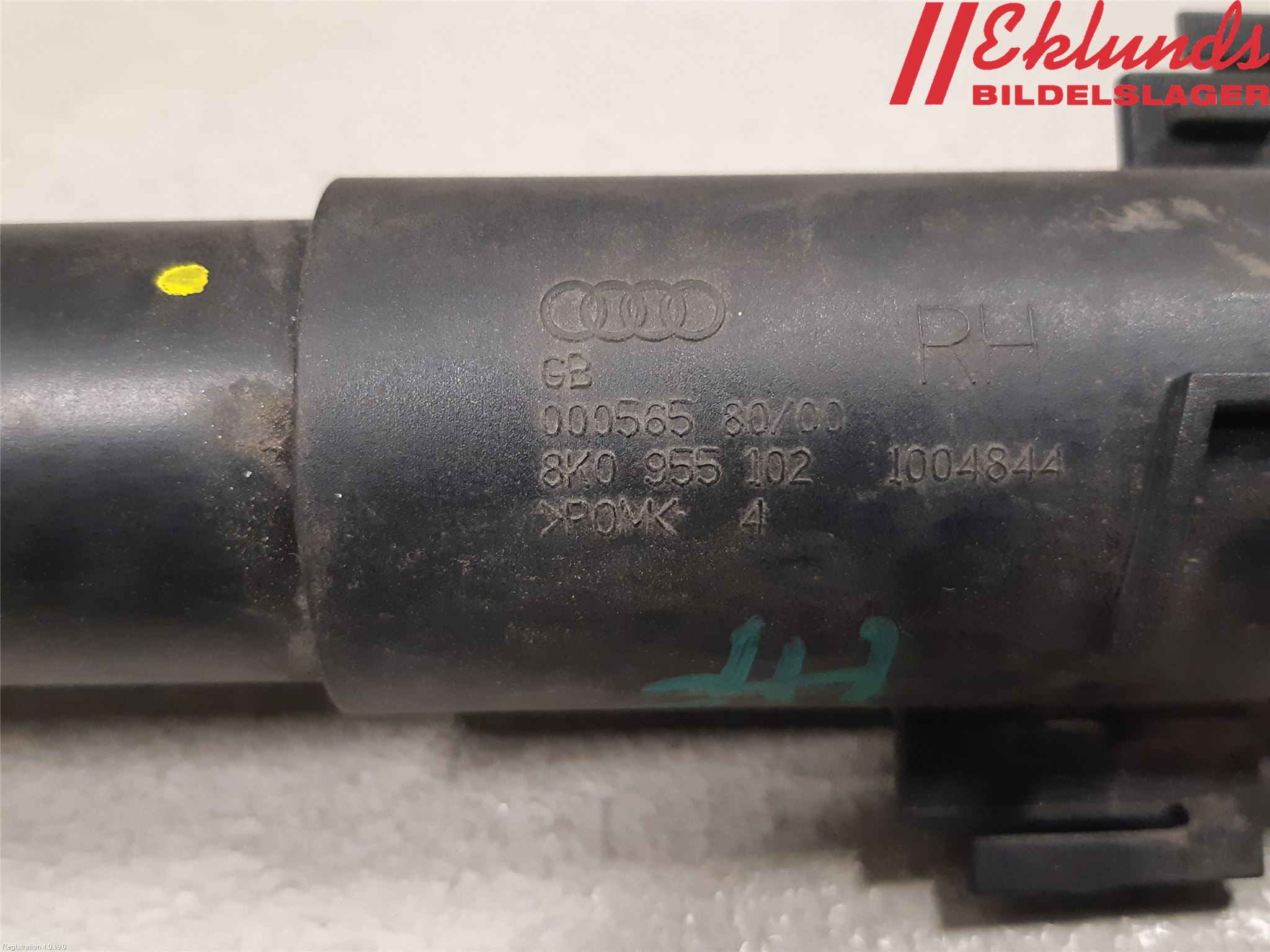 Audi A4/S4 08-11 Spolarmunstycke Strålkastare