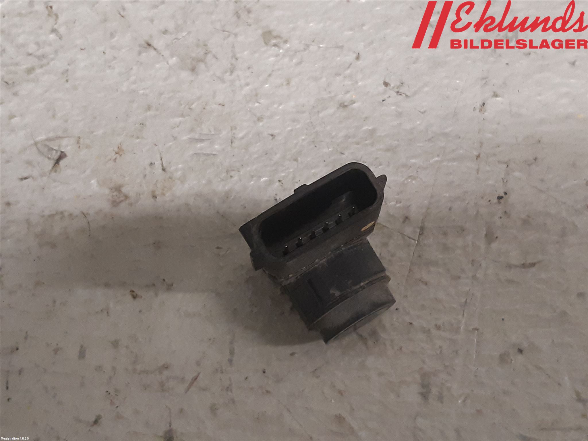 Hyundai i40 16-18 Parkeringshjälp Backsensor