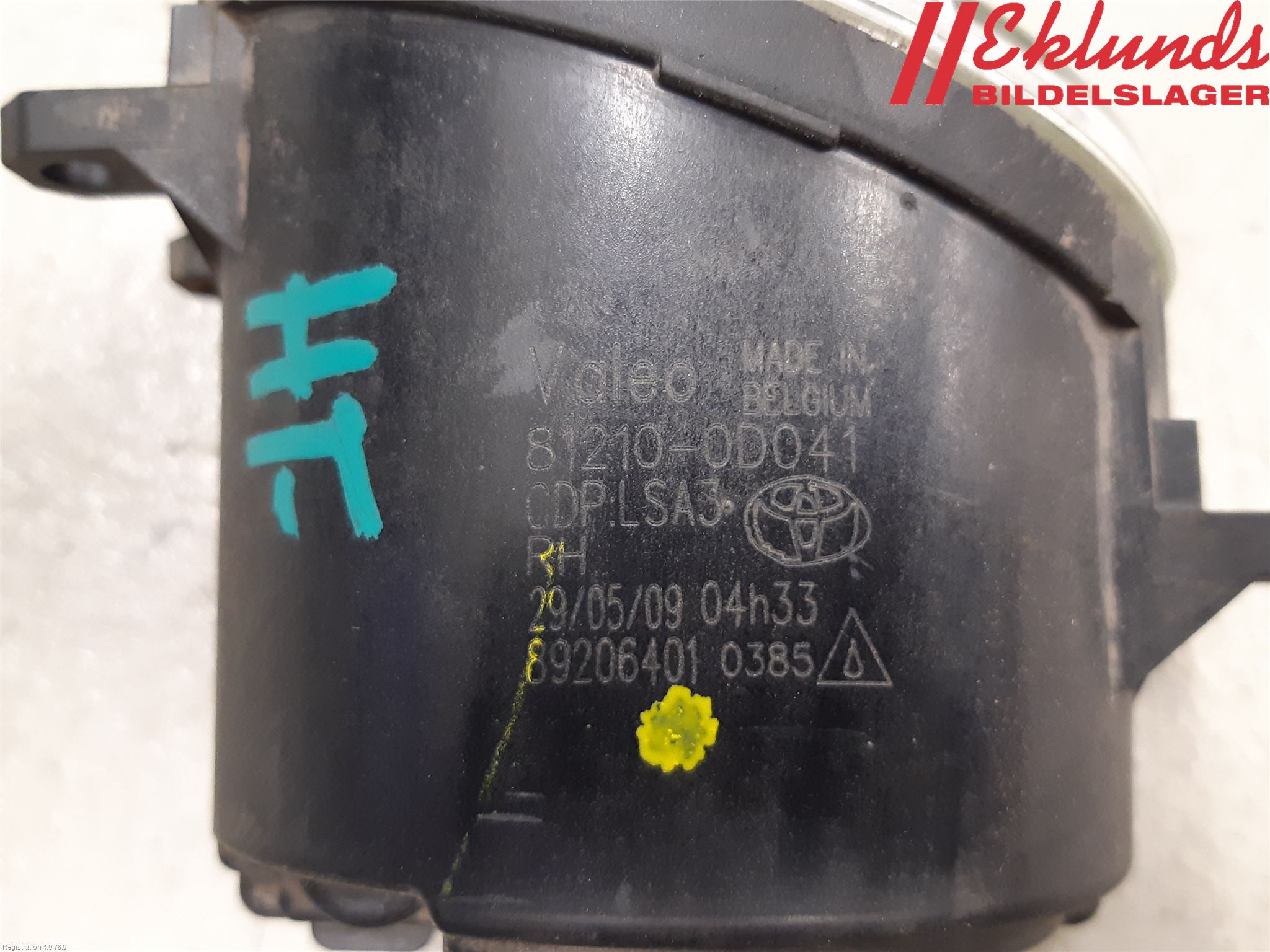 Toyota AURIS 10-12 Dimljus-Varselljus Fram