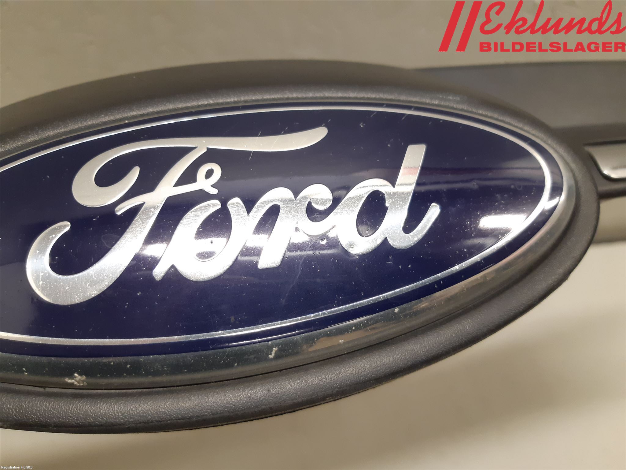 Ford FOCUS 11-14 Grill Komp