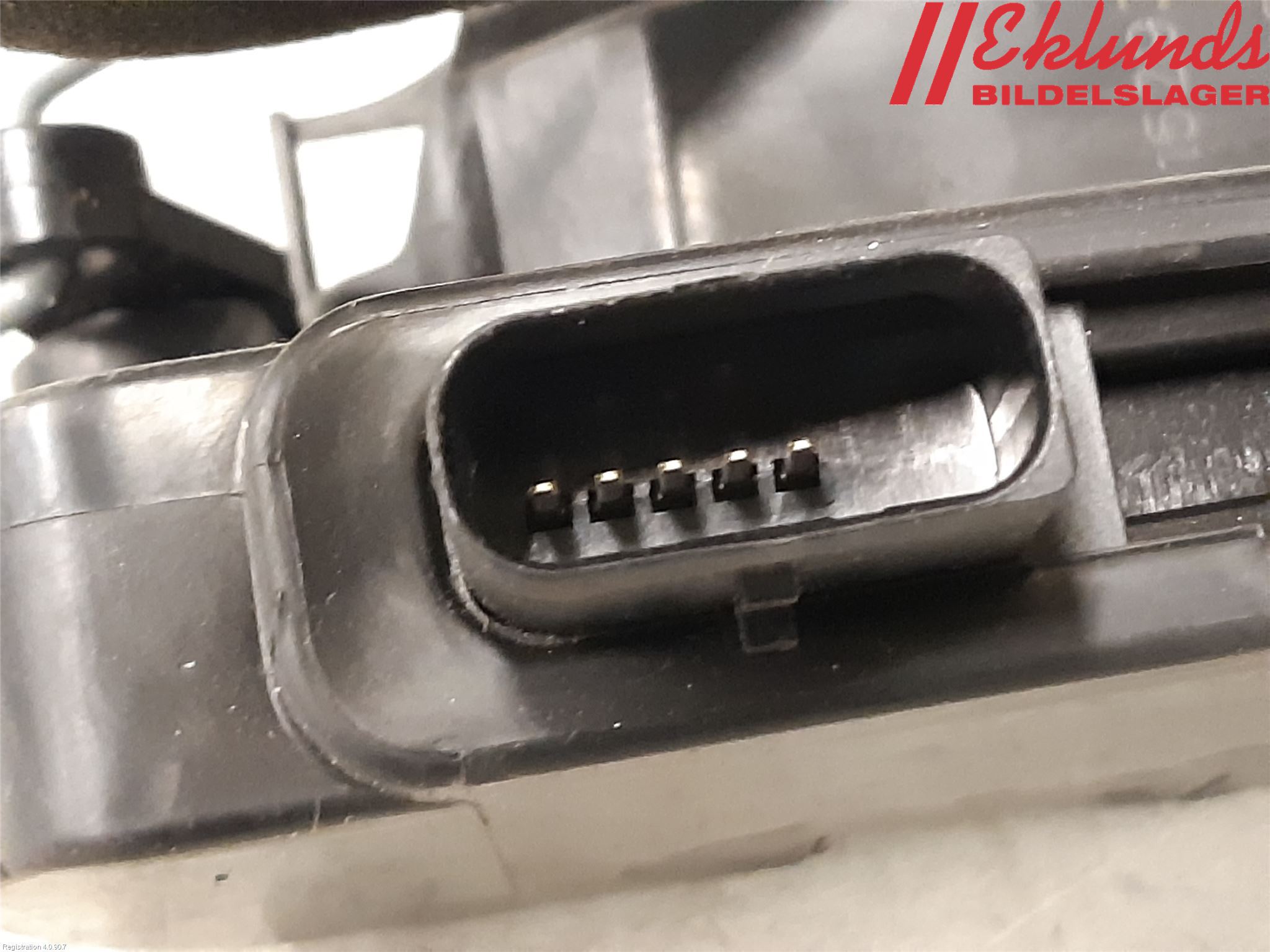 Iveco DAILY 14->> Låskista-Dörrlås