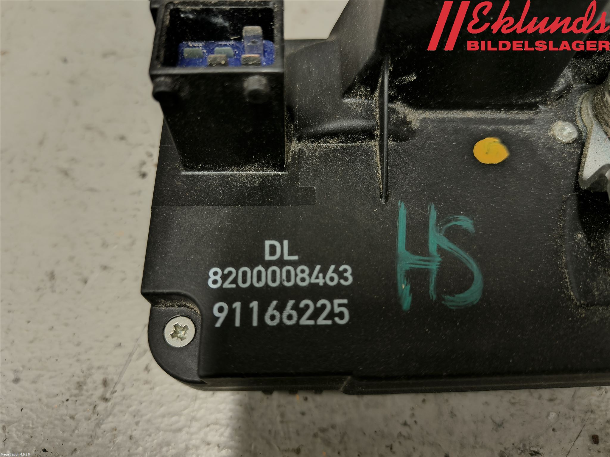 Opel VIVARO 01-14 Låskista-Dörrlås