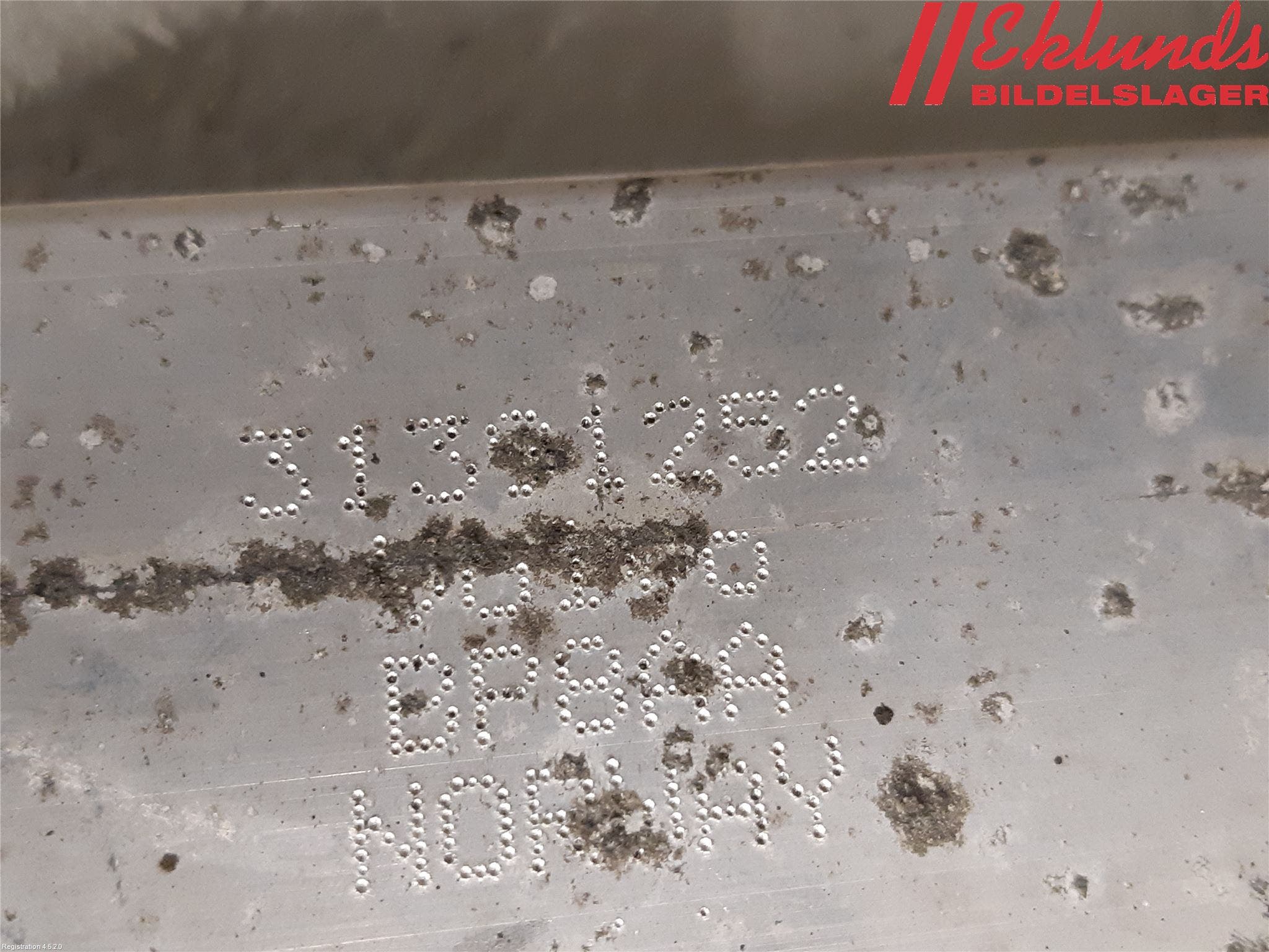 Volvo V90 17->> Frontplåt