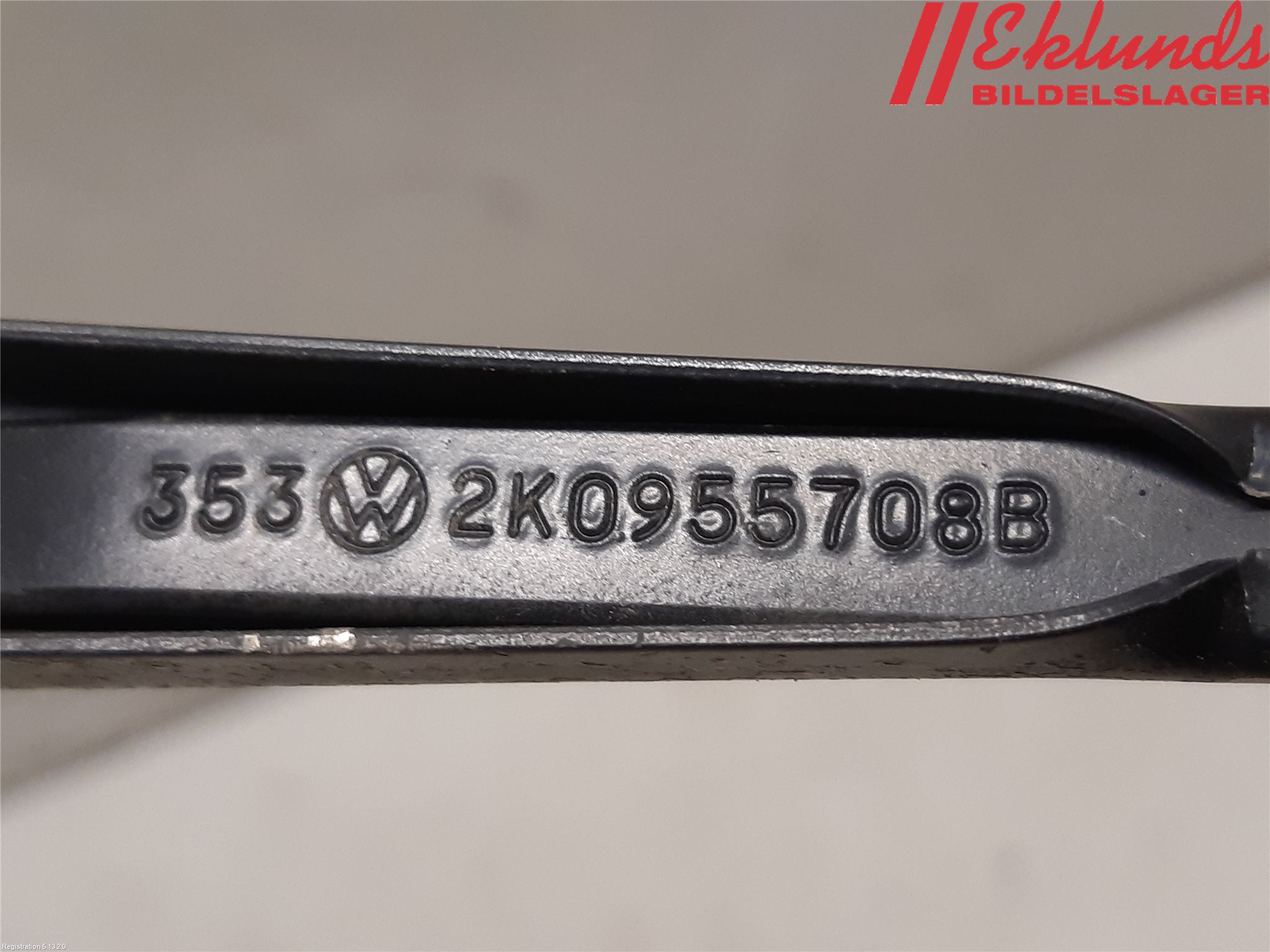 Volkswagen VW CADDY 11-15 Torkararm-Bakruta