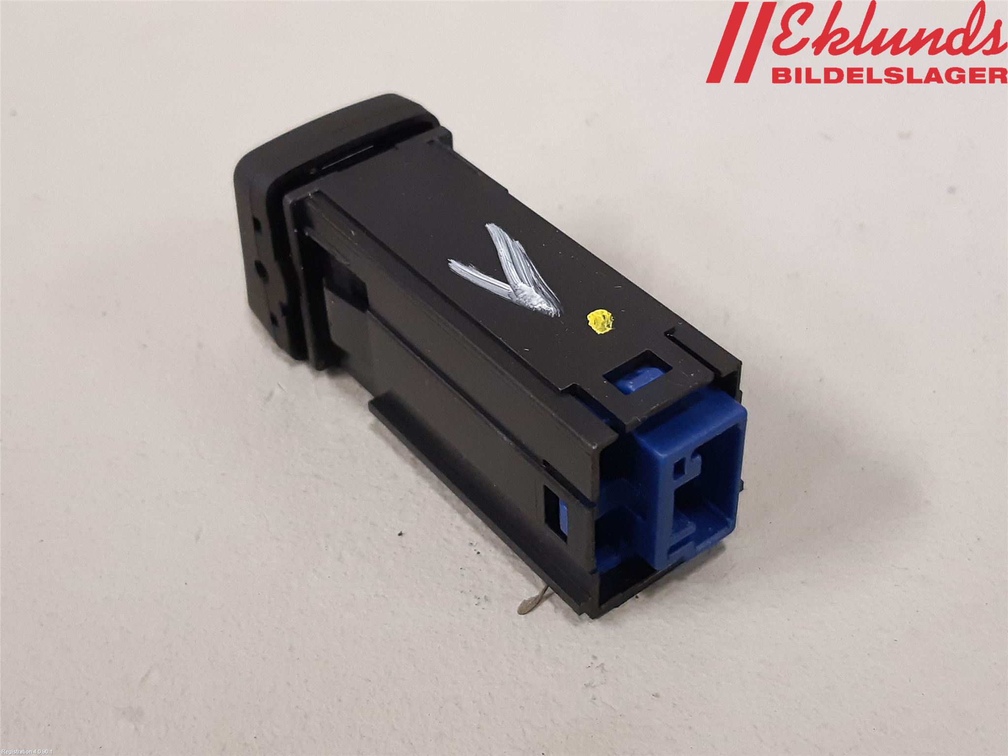 Toyota COROLLA 19- Strömställare Stolvärme