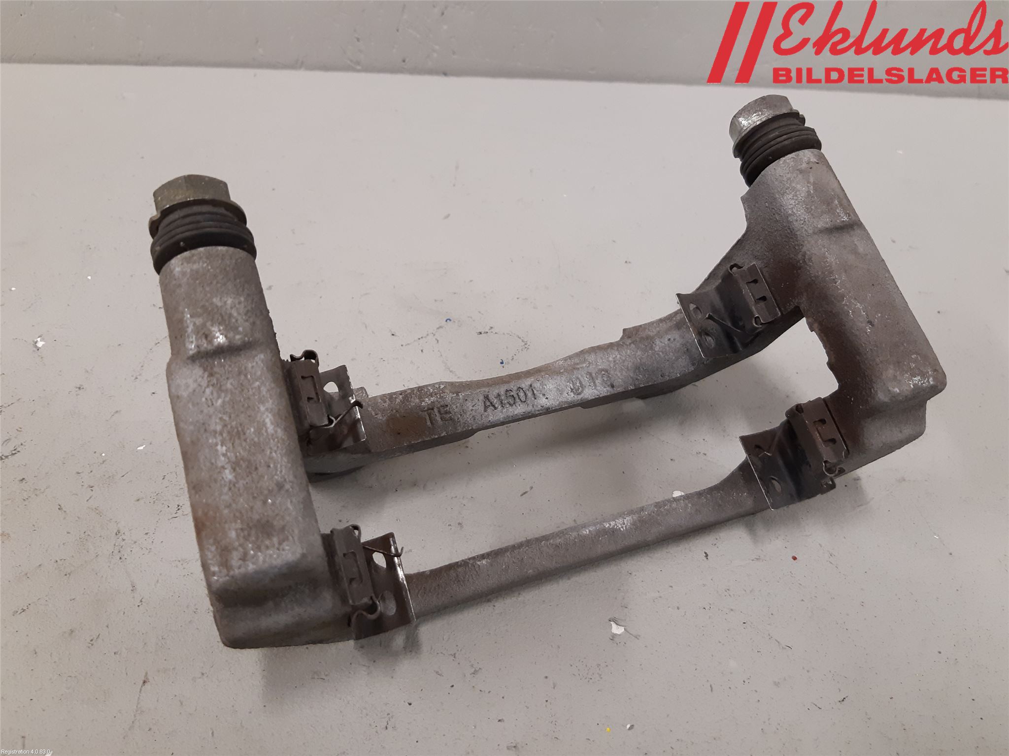 Tesla MODEL Y 21- Bromsokshållare