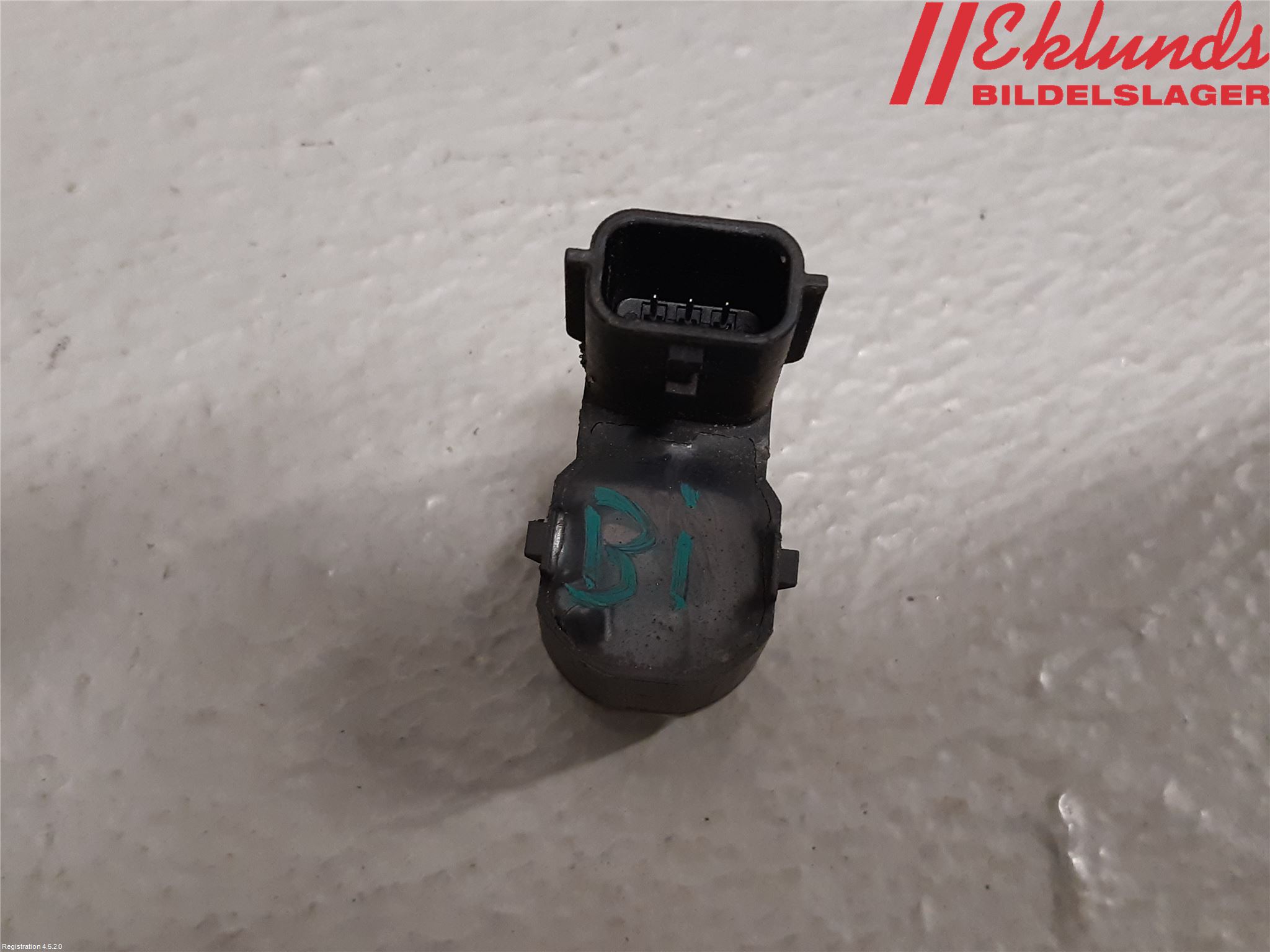 Nissan QASHQAI 14-17 Parkeringshjälp Backsensor