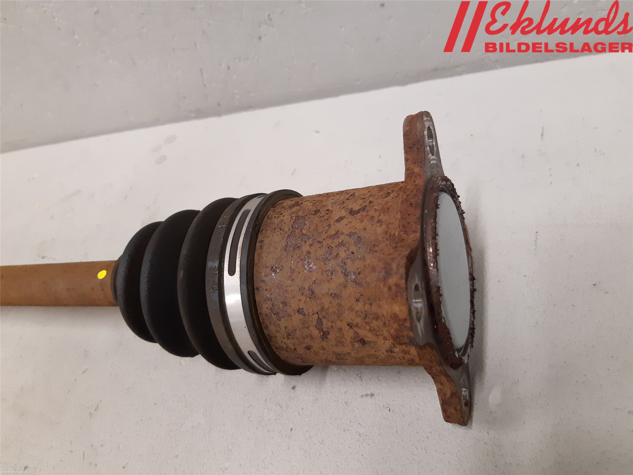 Toyota RAV4 13-18 Drivaxel Bak Vänster