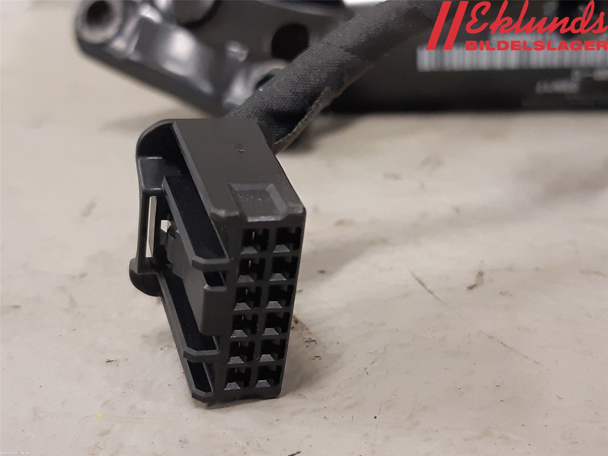 Tesla MODEL X 16- Gasfjäder Övrigt