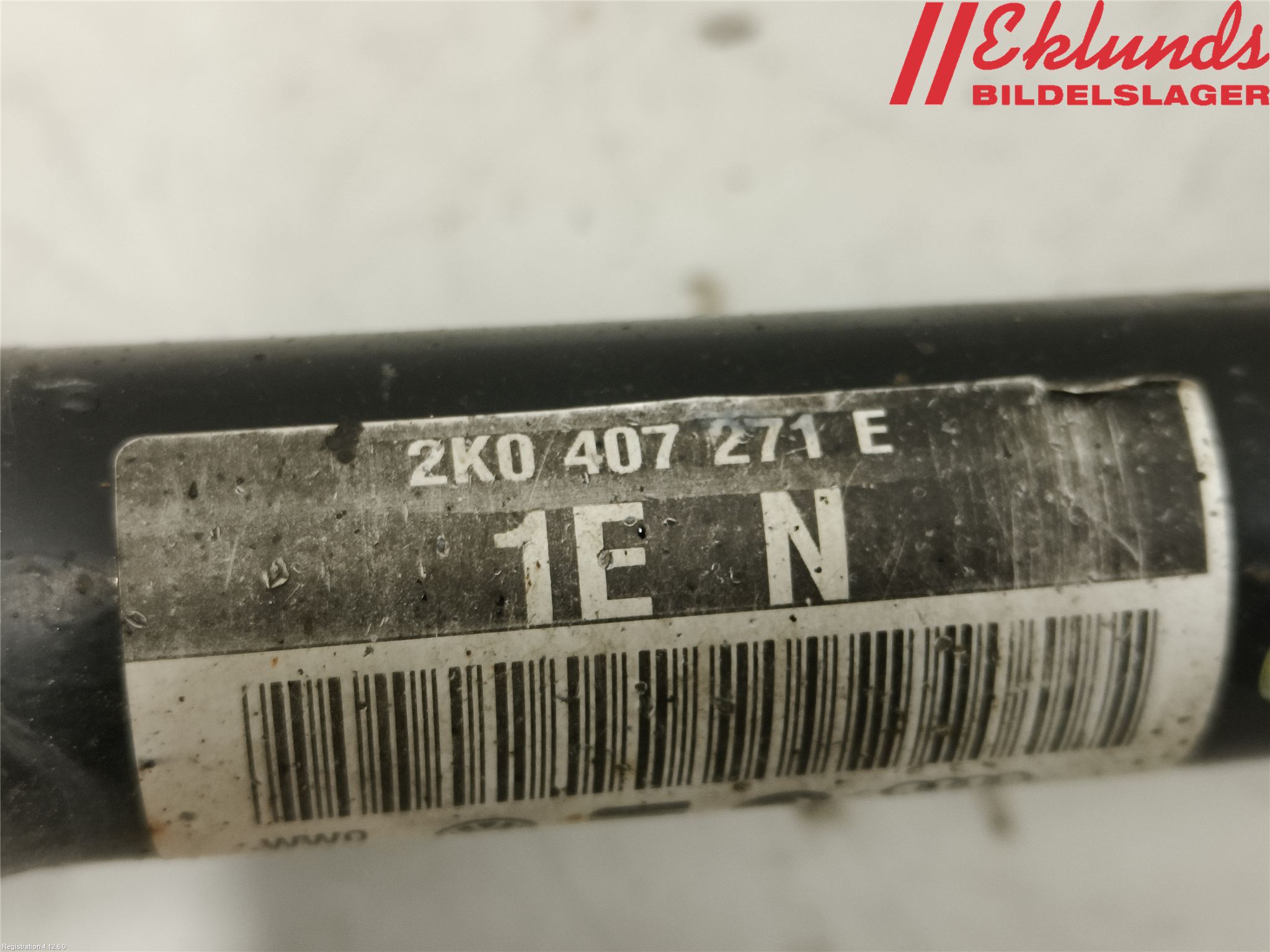 Volkswagen VW CADDY 11-15 Drivaxel Fram Vänster
