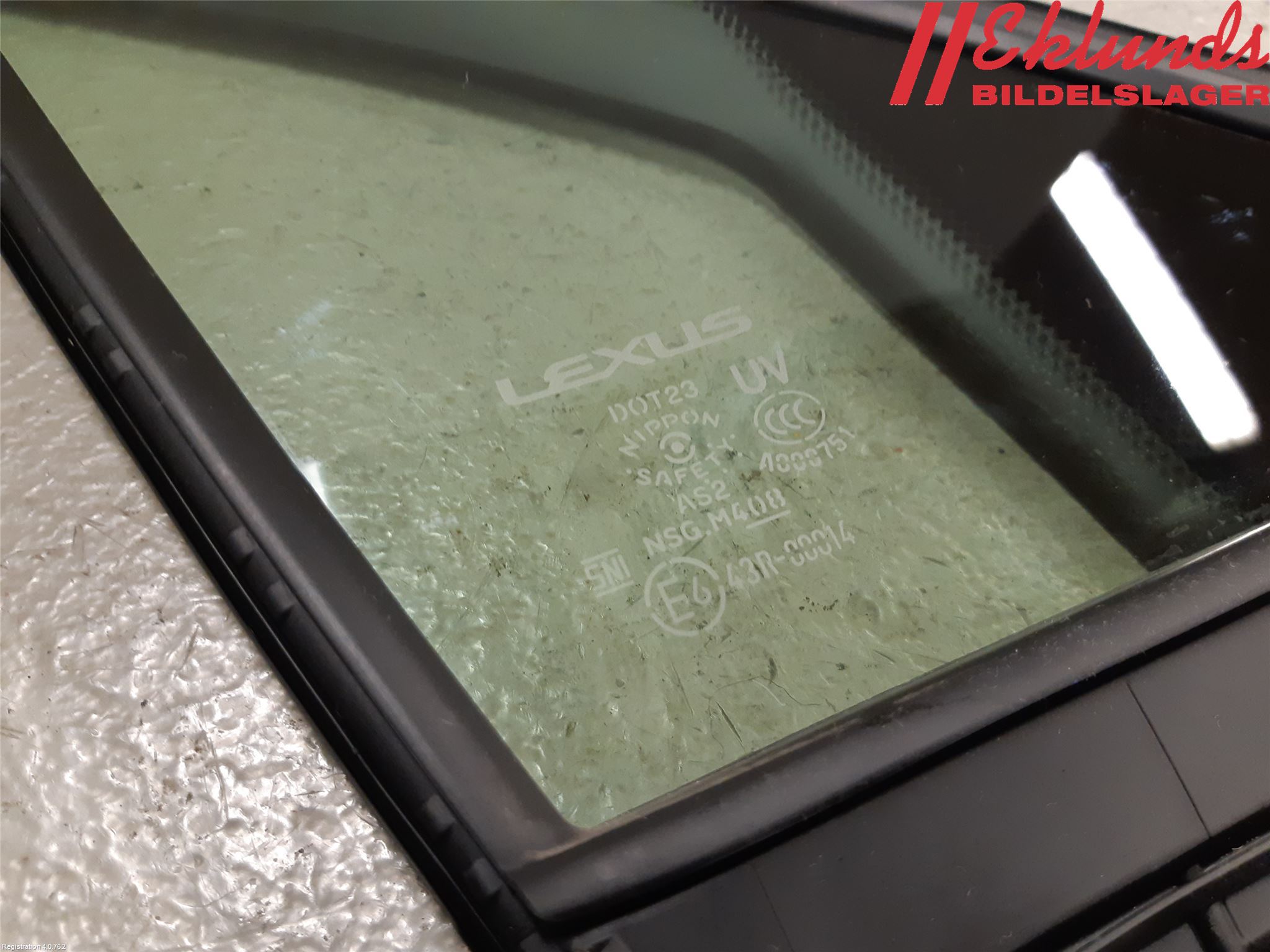 Lexus UX/300e 19- Dörruta Fram Lilla Hö