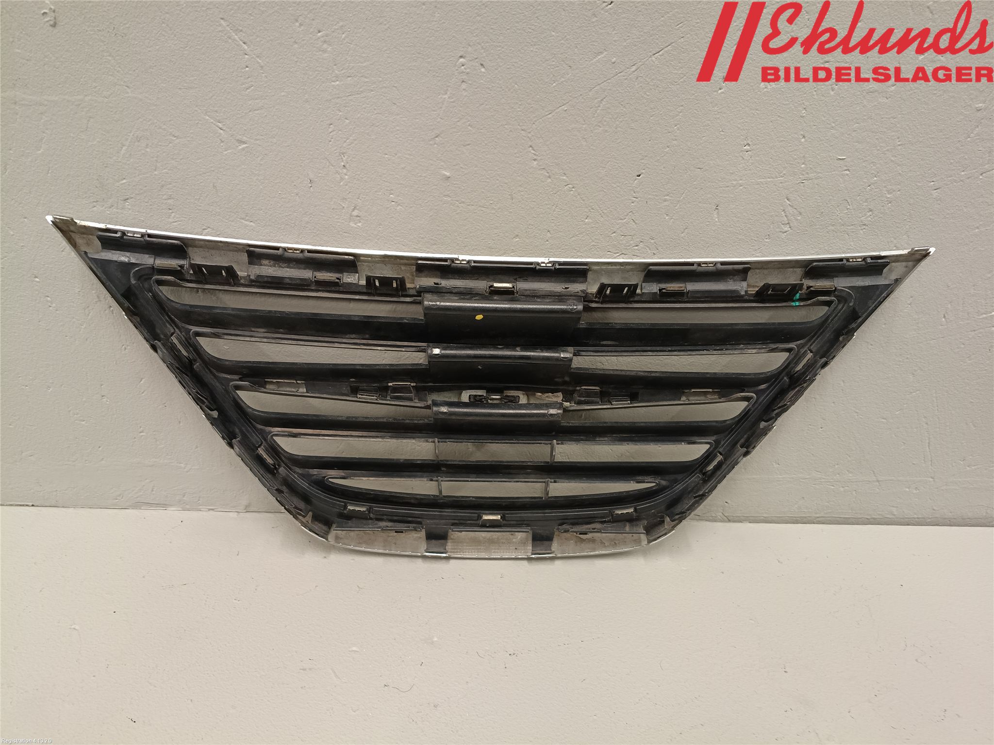 Saab 9-3 VER2/VER3 08-15 Grilldel Mitt