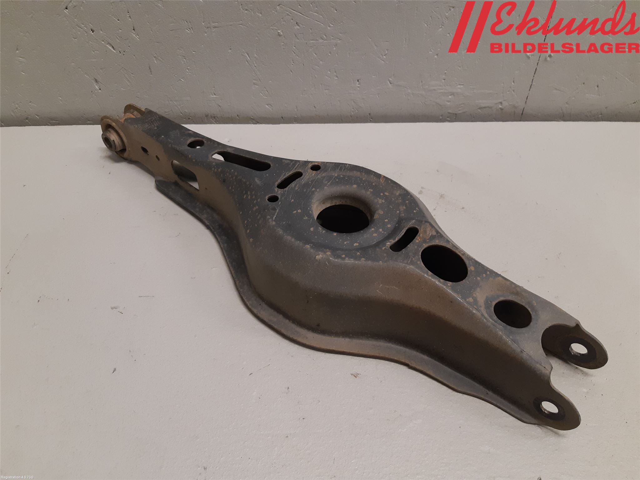 Toyota COROLLA 19- Bärarm Bak Höger