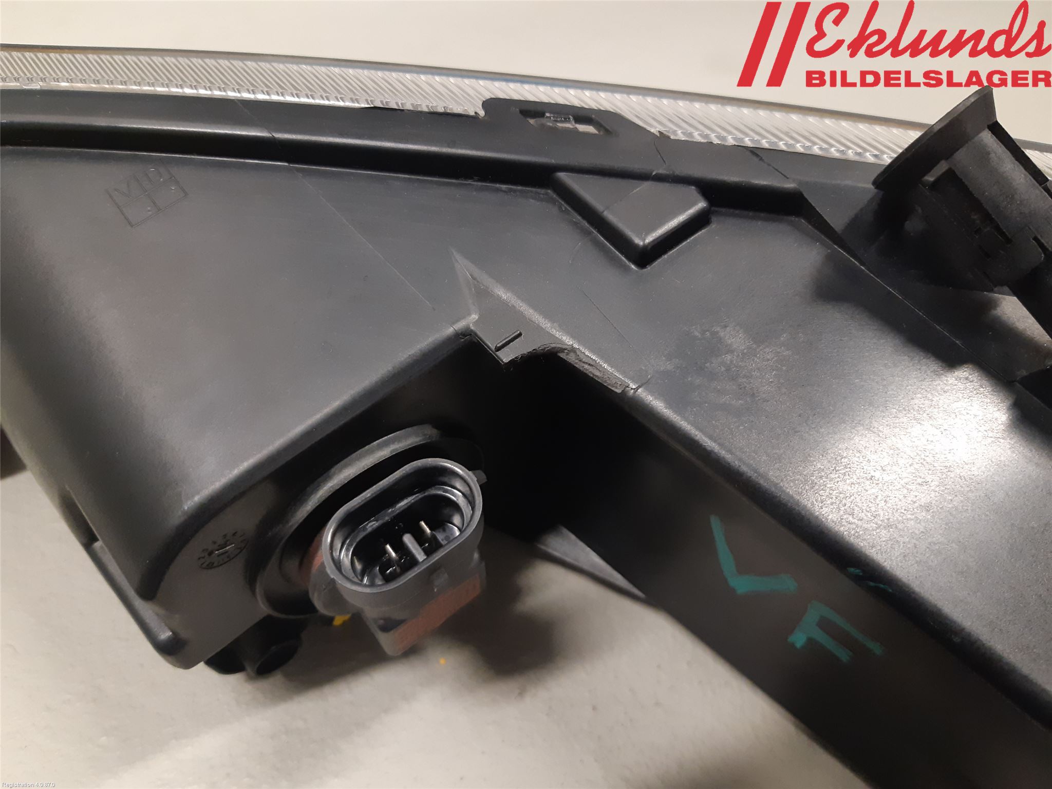 Volkswagen VW PASSAT 11-14 Dimljus-Varselljus Fram