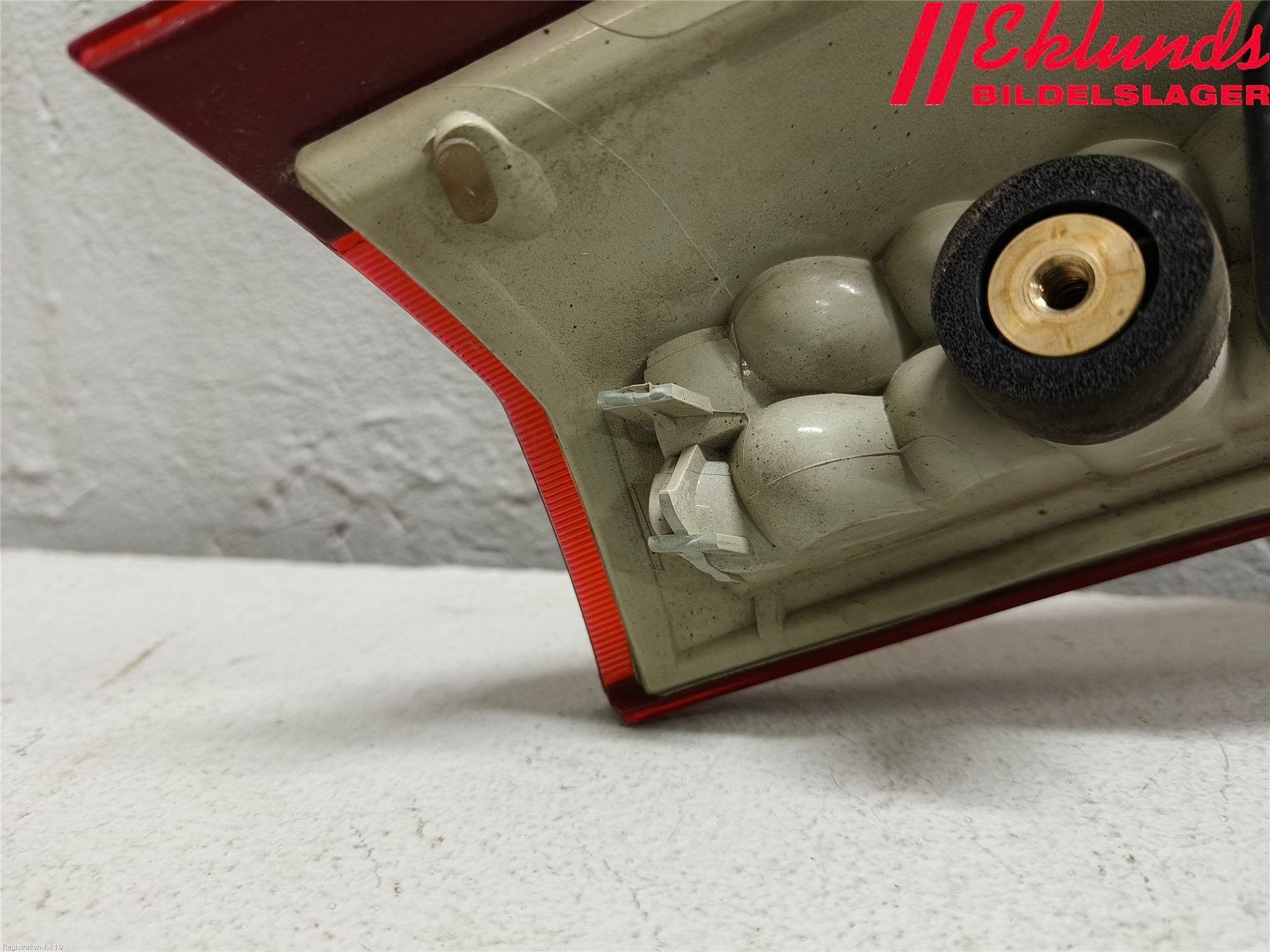 Volvo V70 08-13 Bakljus Lucka Vä