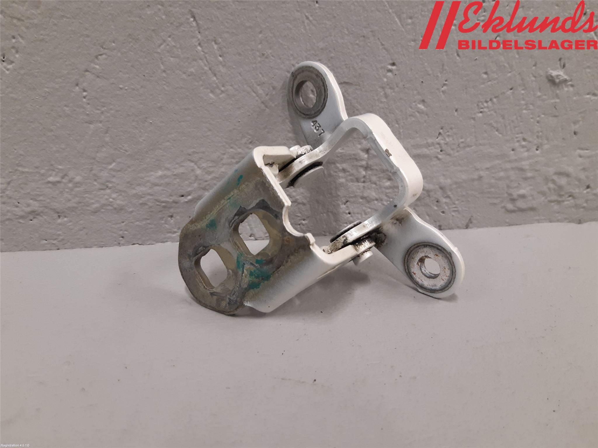 Fiat FREEMONT Dörrgångjärn