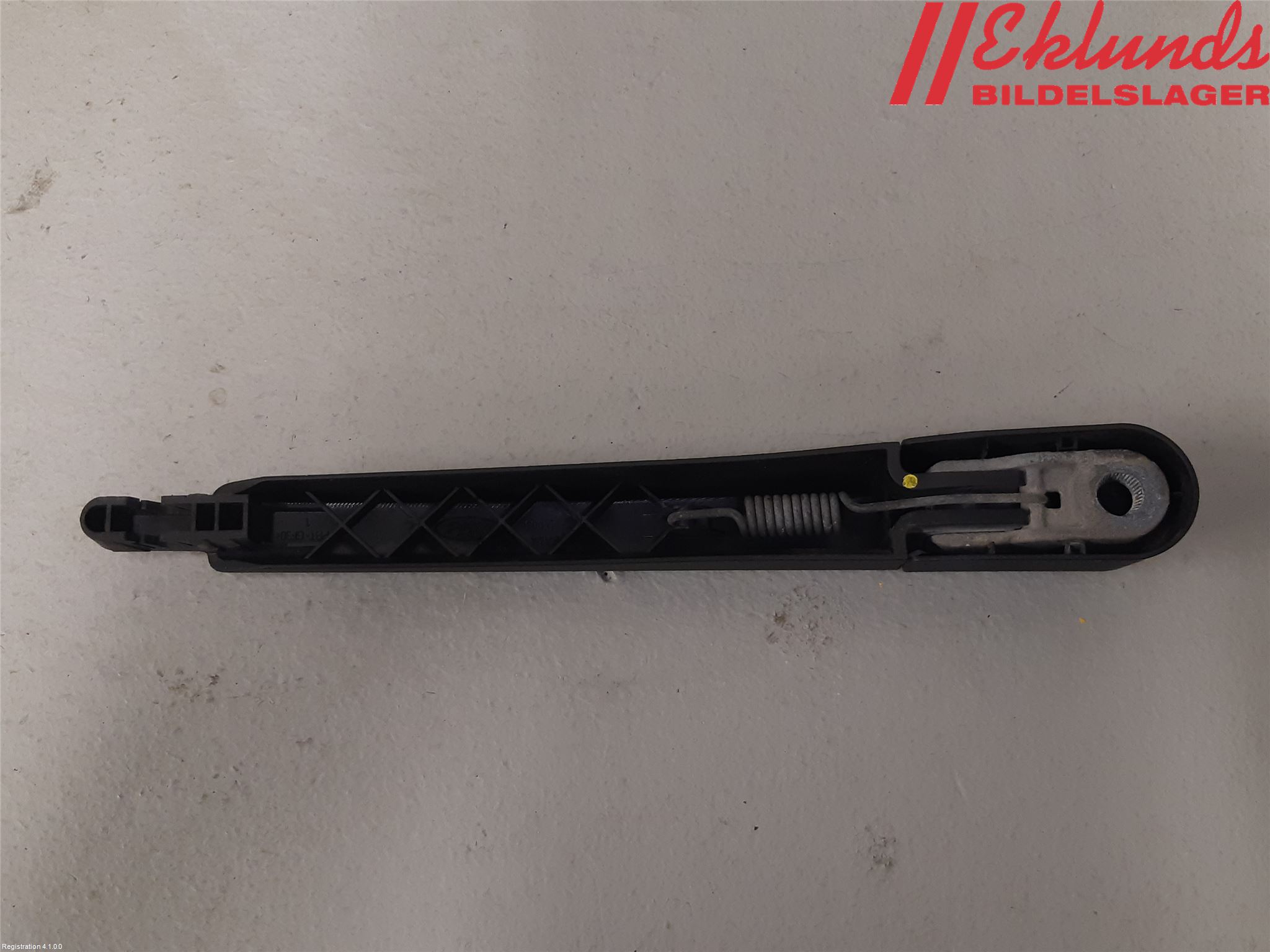 Ford FOCUS 11-14 Torkararm-Bakruta