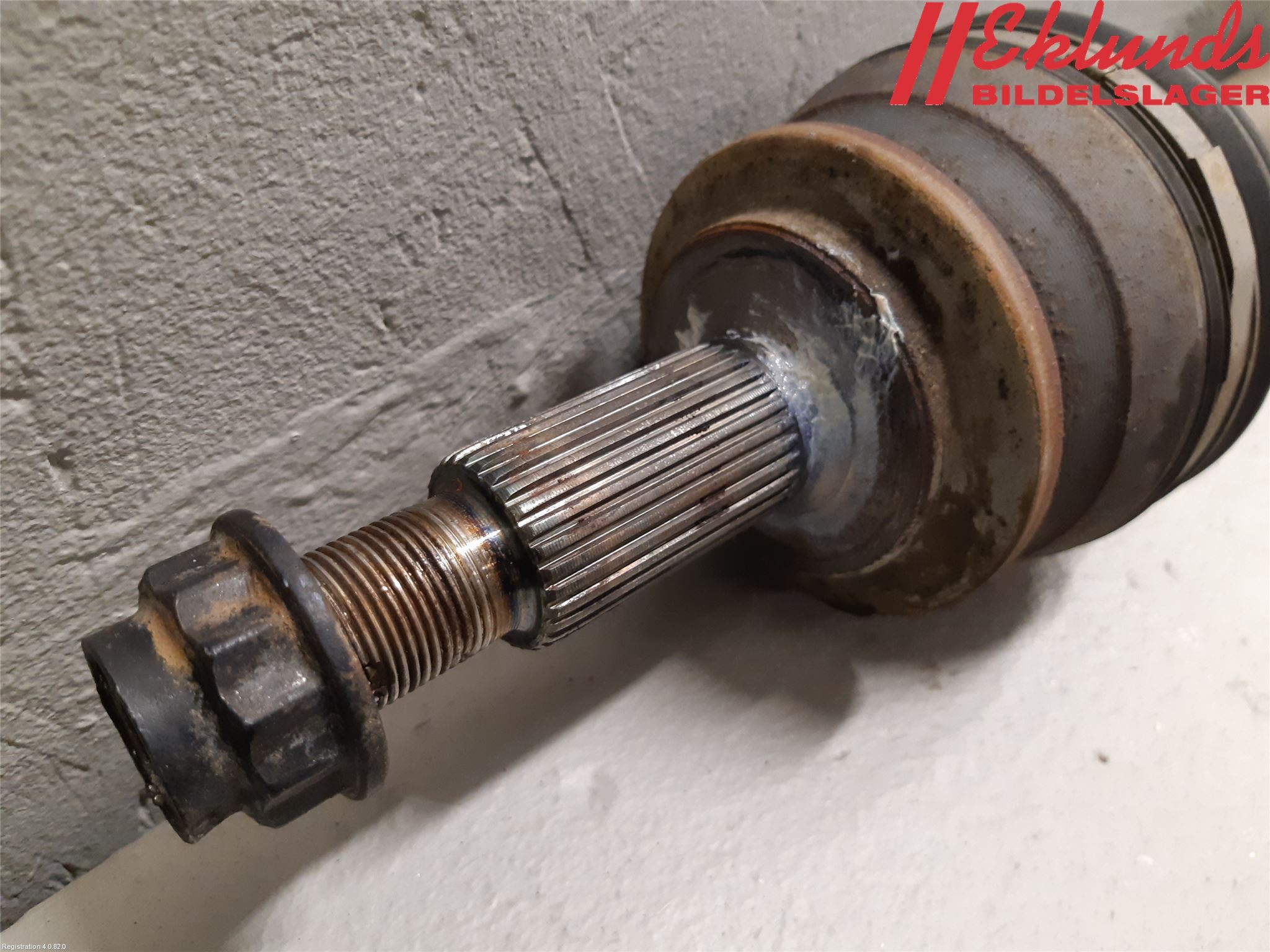 Toyota RAV4 19- Drivaxel Fram Höger