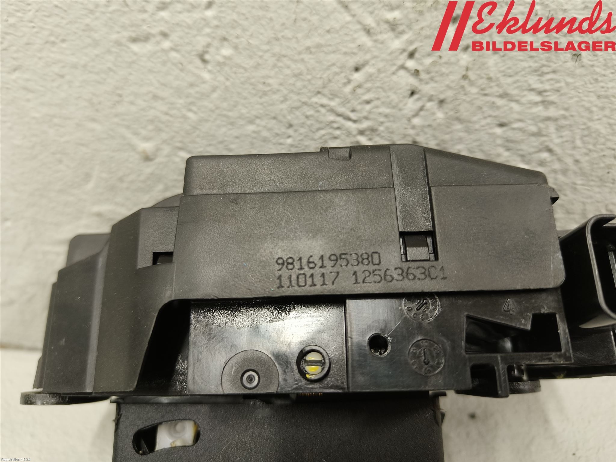 Citroen COTROEN C3 17-24 Låskista Baklucka