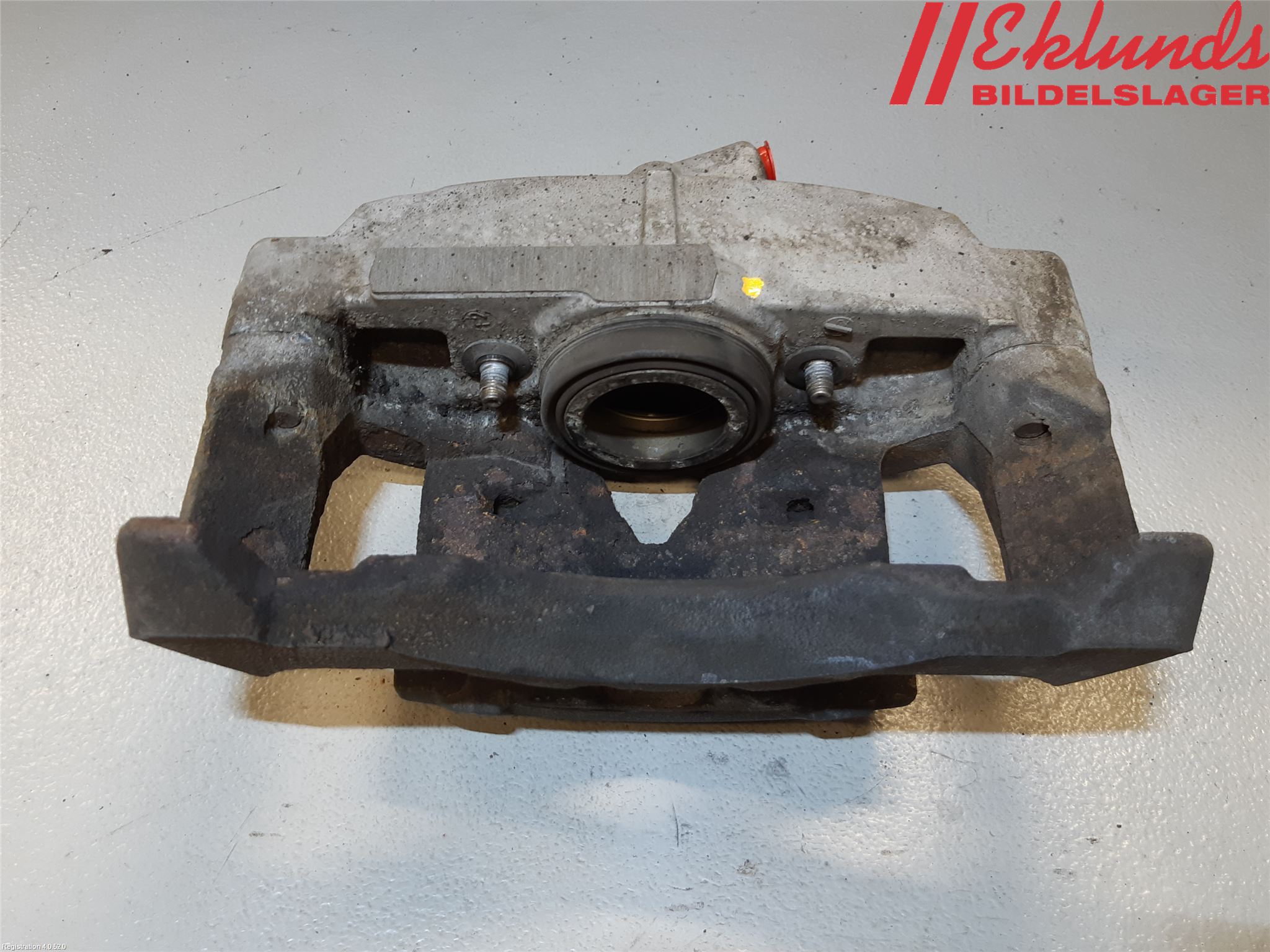 Volvo XC70 08-13 Bromsok Fram Höger